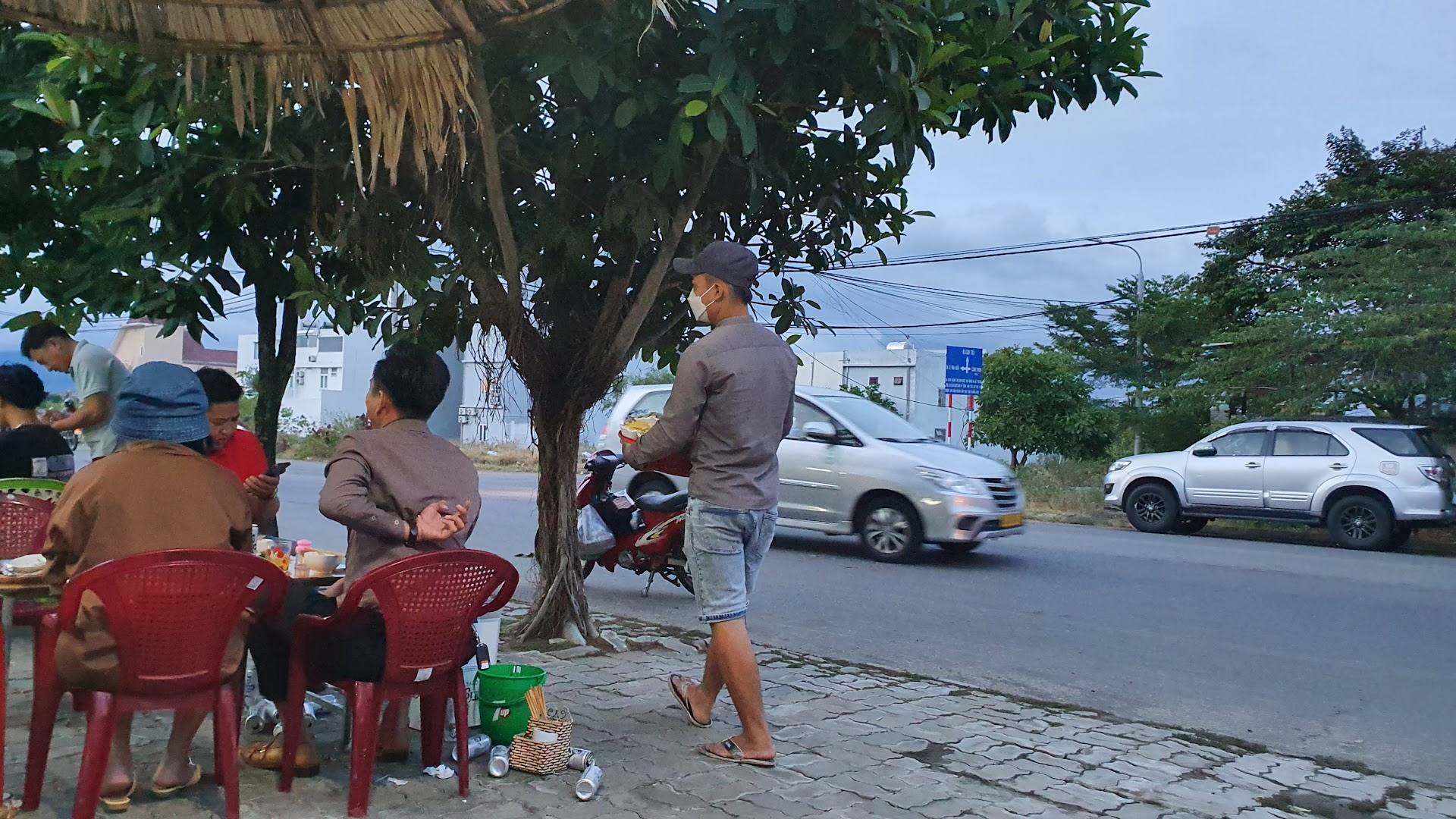 Quán nhậu Huỳnh Năm