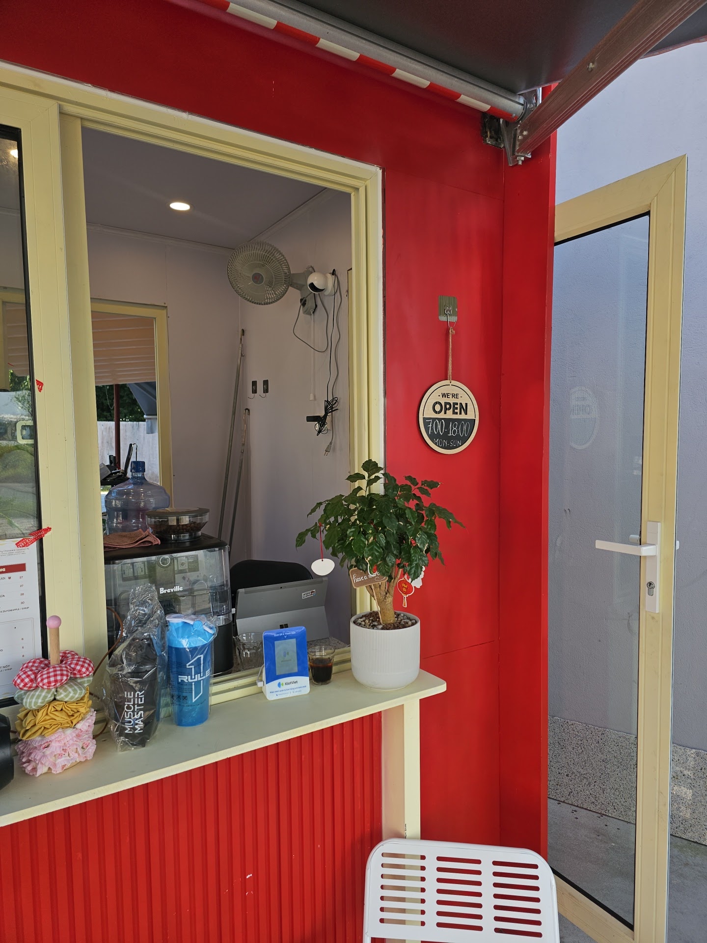 Sunny Sunday Cafe - Coffee Matcha Protein Shake