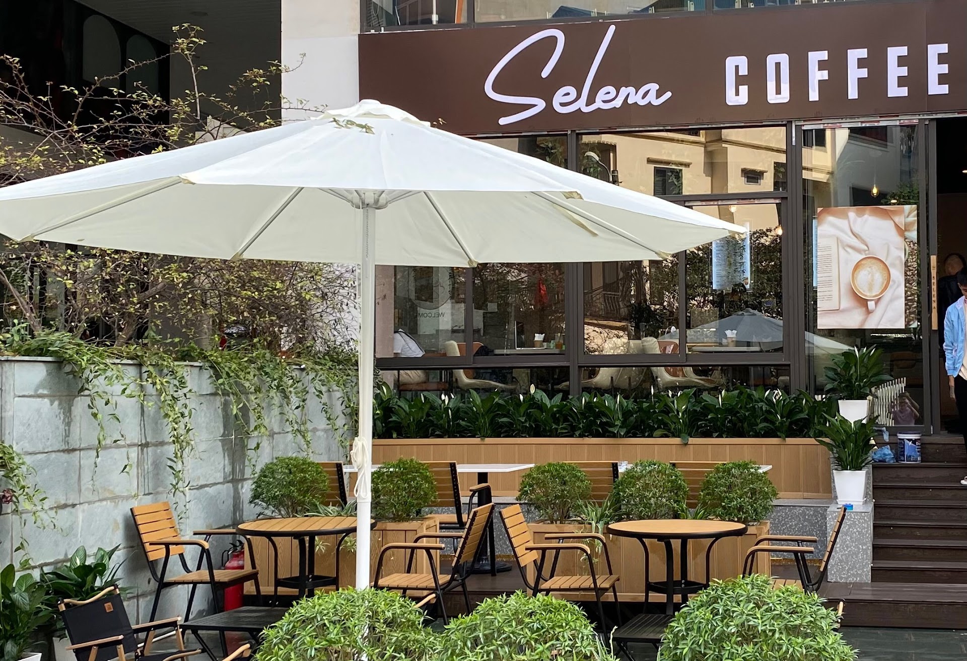 Selena Coffee Central Point