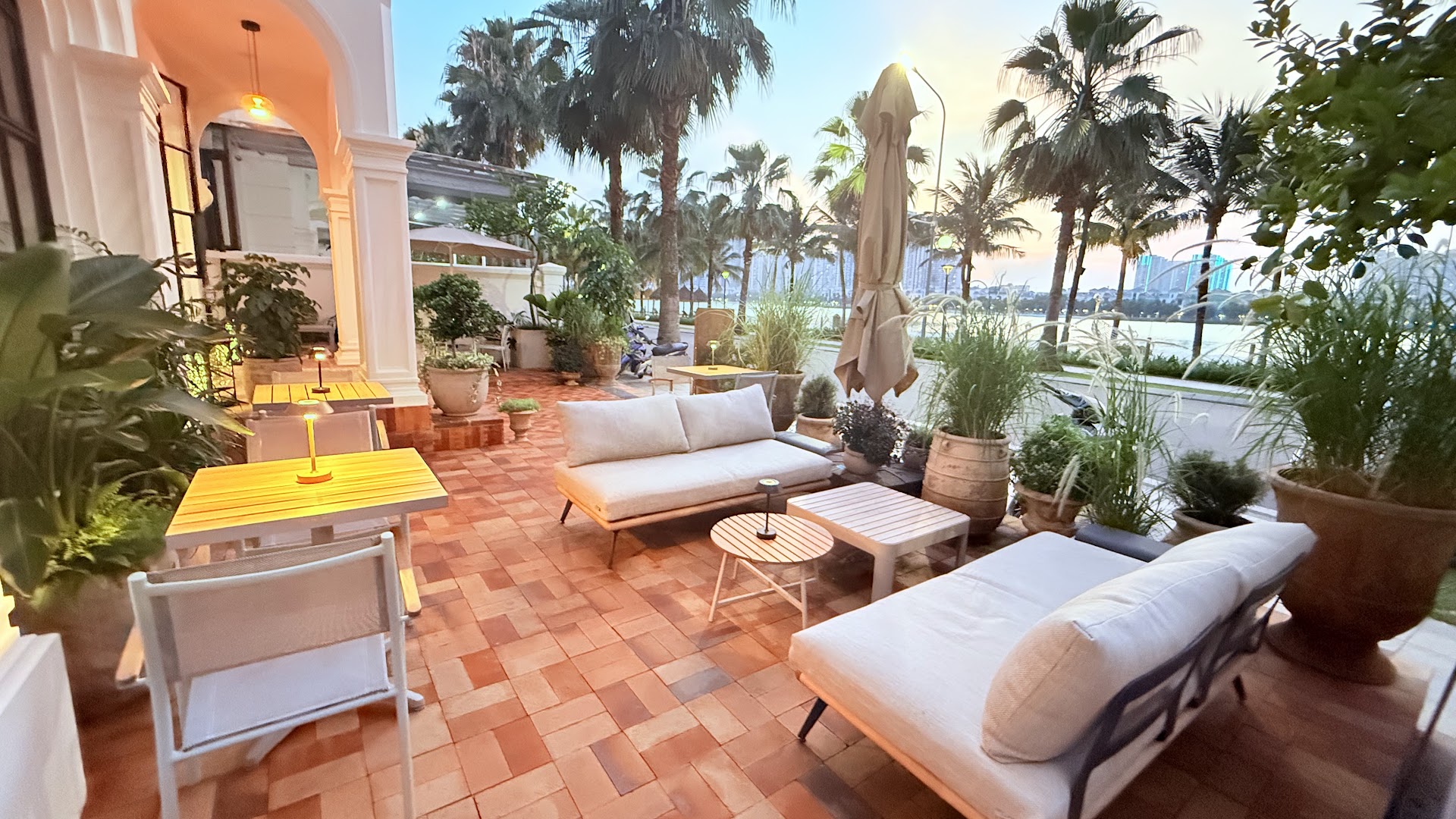 The Fitzroy Cafe & Bistro