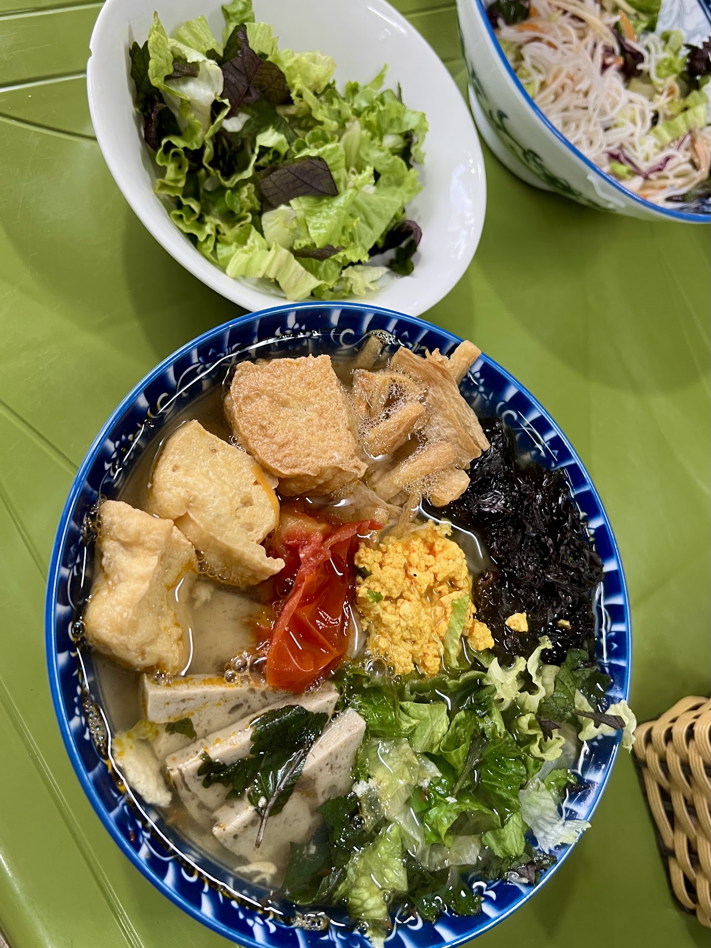 EZveggie - Bánh mì Chay, Bún Riêu Chay, Cà phê