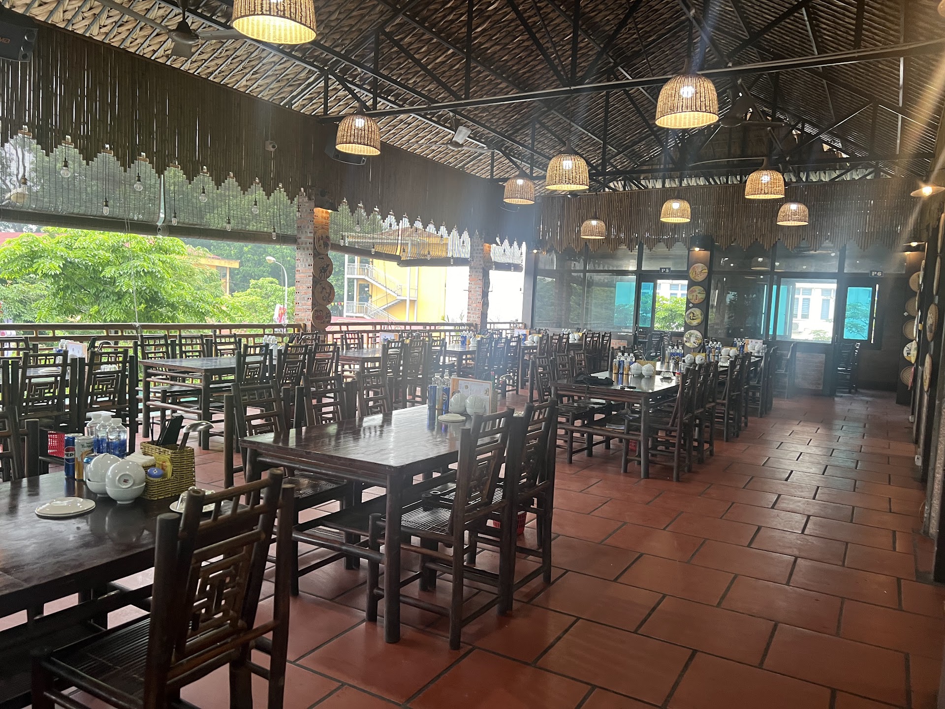 Nhà Hàng Đại Hoa