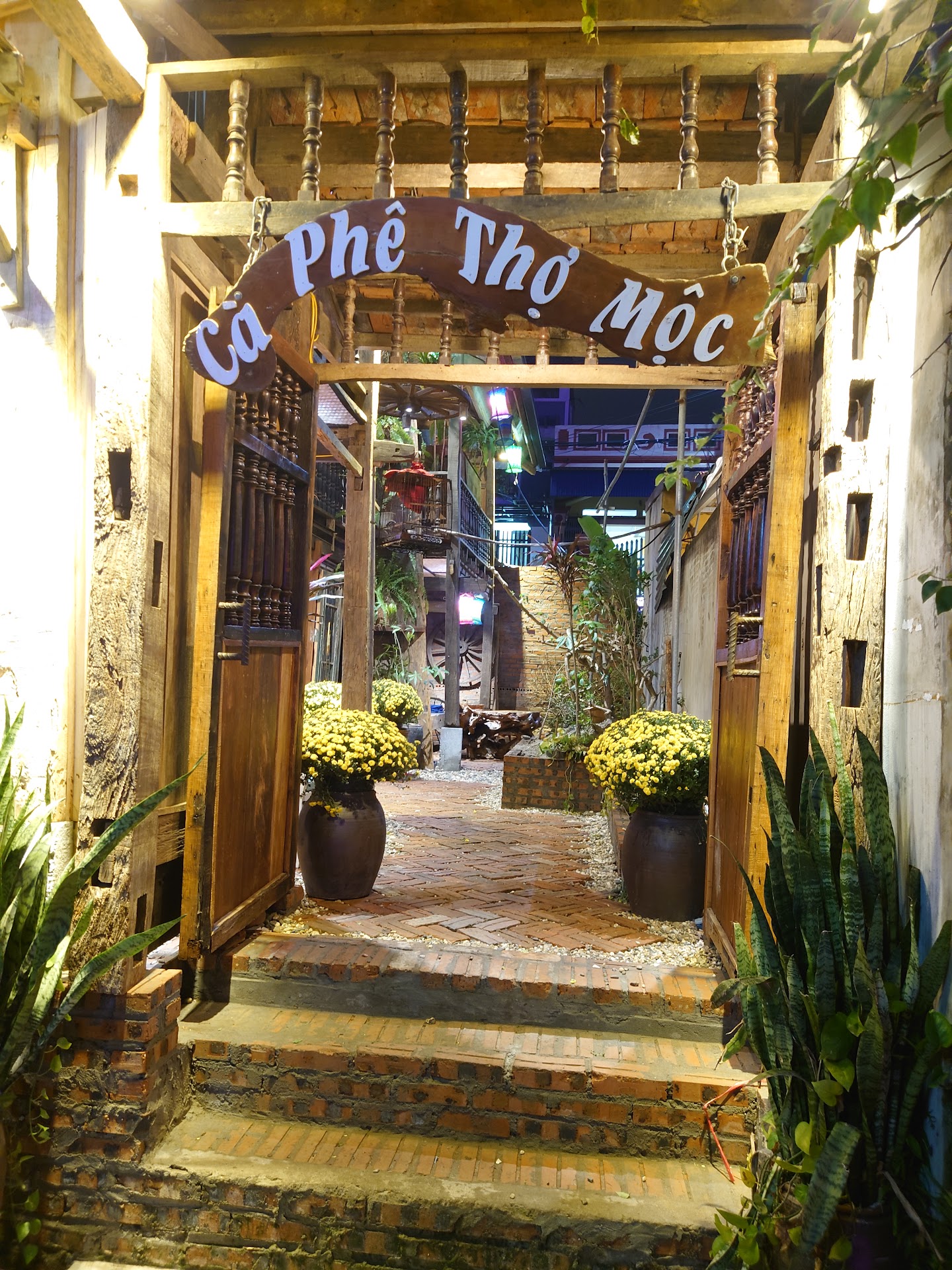 Cà Phê Thợ Mộc( tại đầm ăn nước TP phúc yên - vĩnh phúc)