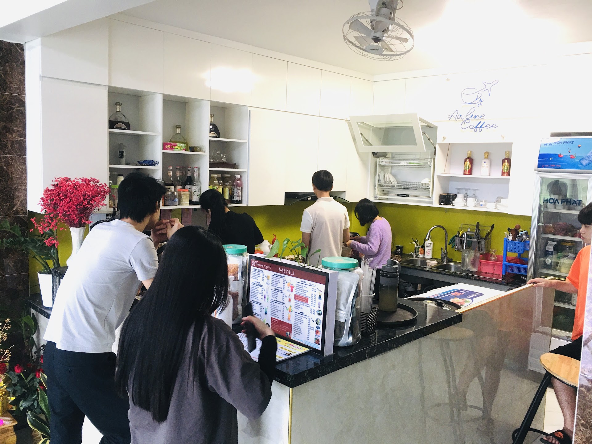 Airlinevn Hotel and coffee