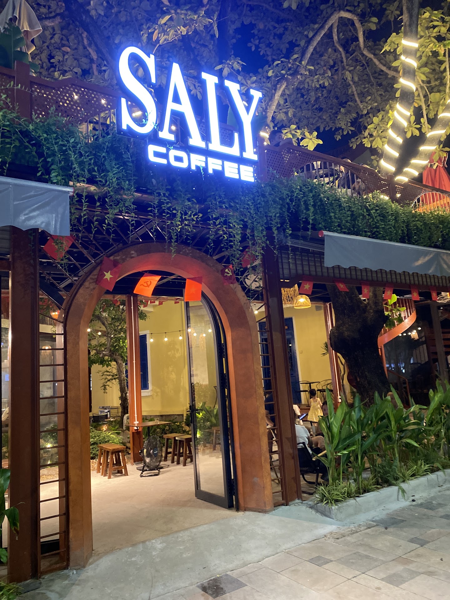 Saly Coffee