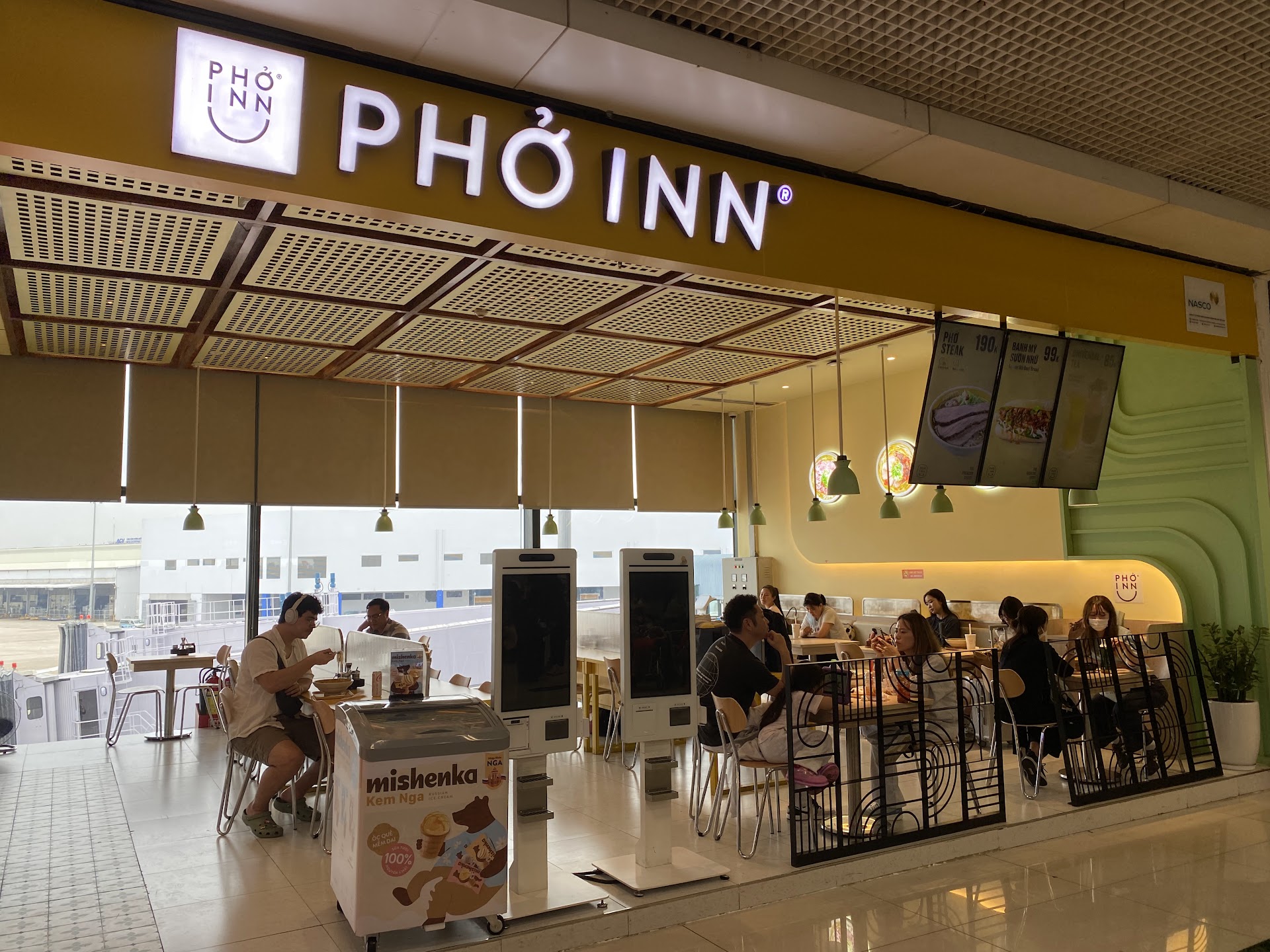 PHỞ INN - GATE 6 SÂN BAY NỘI BÀI