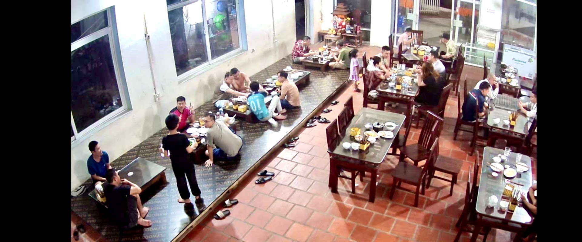 Gà Tươi Quán chờ