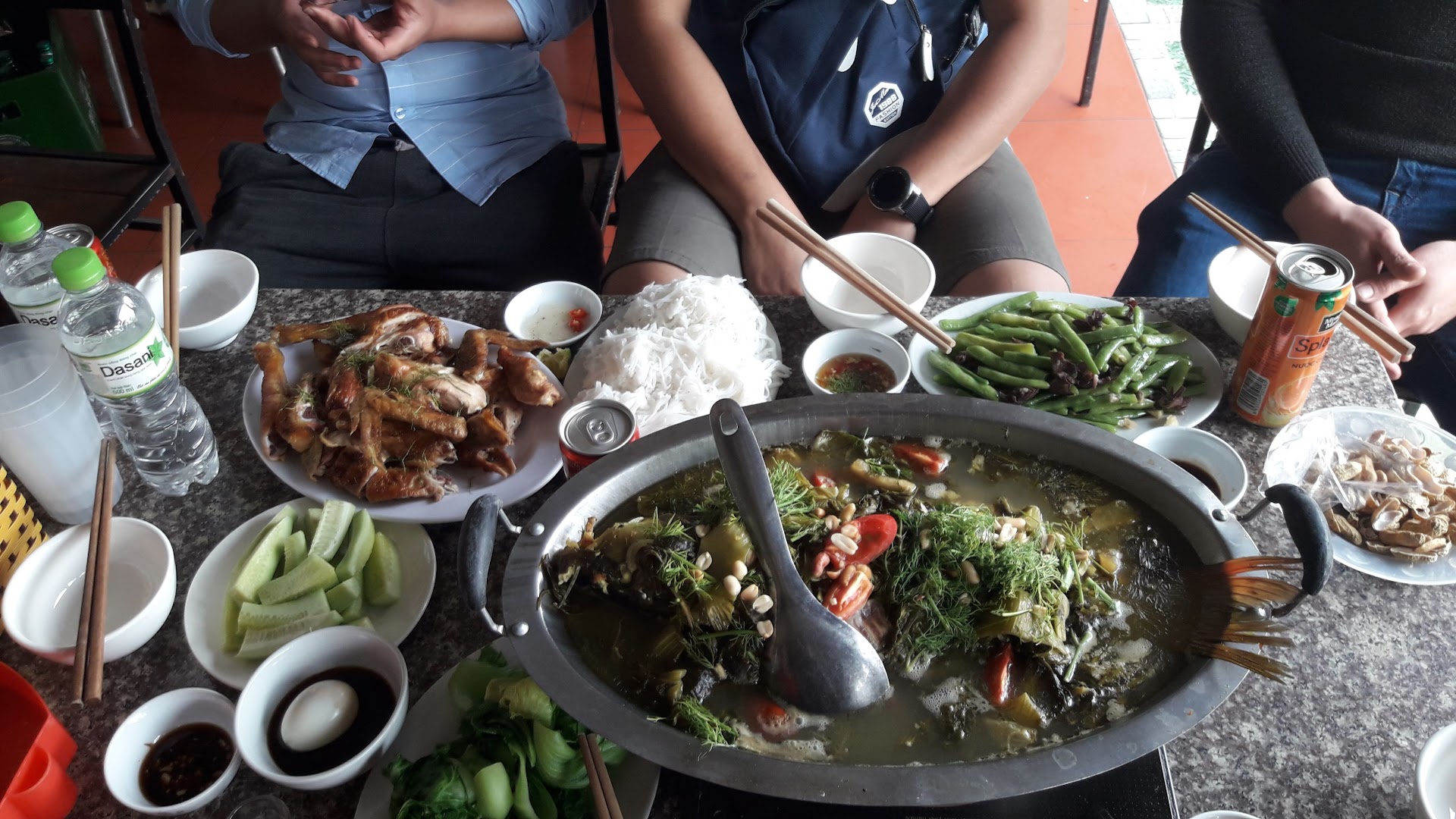 Nhà Hàng Diệu Anh