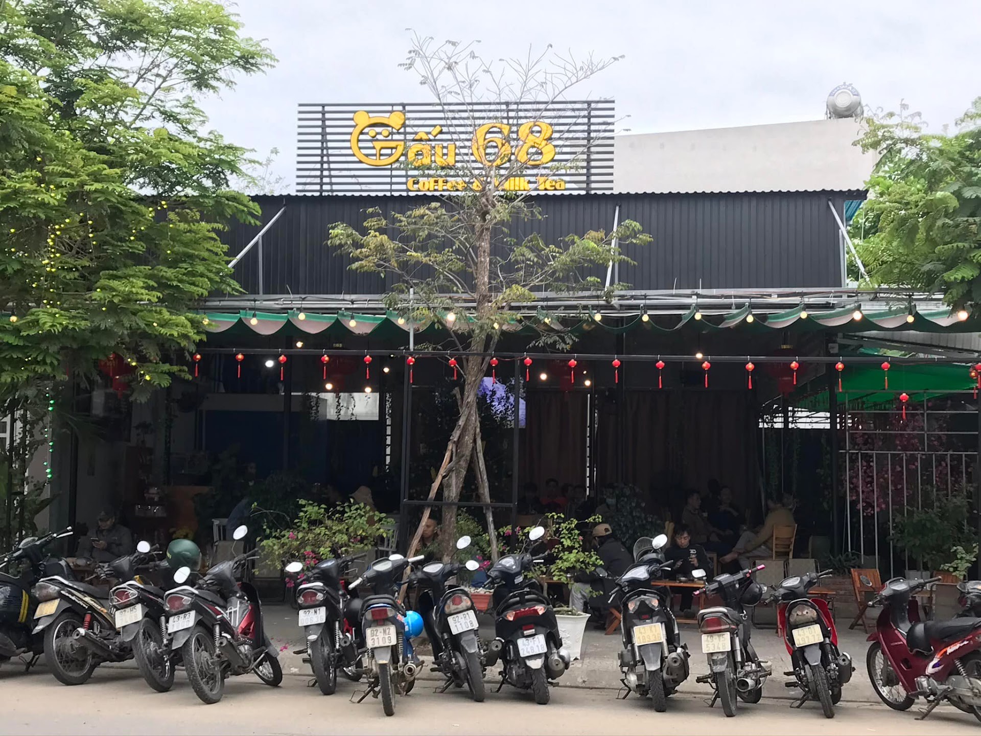 GẤU 68 COFFEE & MILK TEA