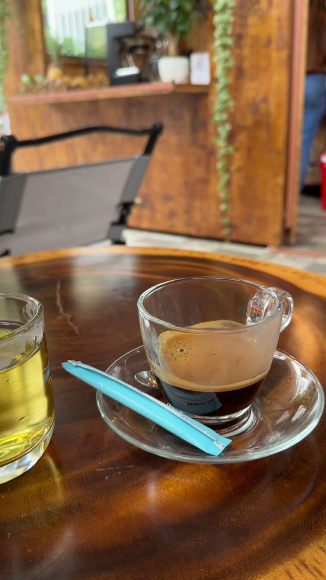 HOANG'S CAFE- 38 ĐẶNG VŨ HỶ