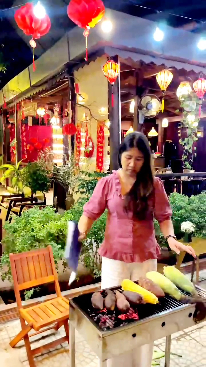 H2O coffee spa himalaya