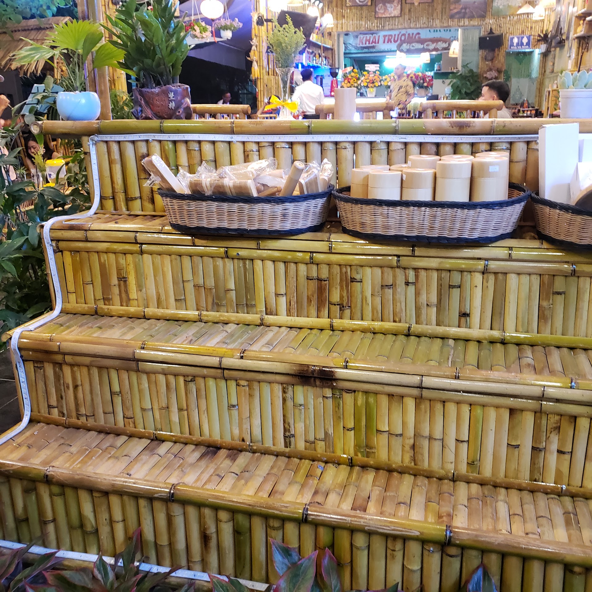 Cà phê Nhà Việt