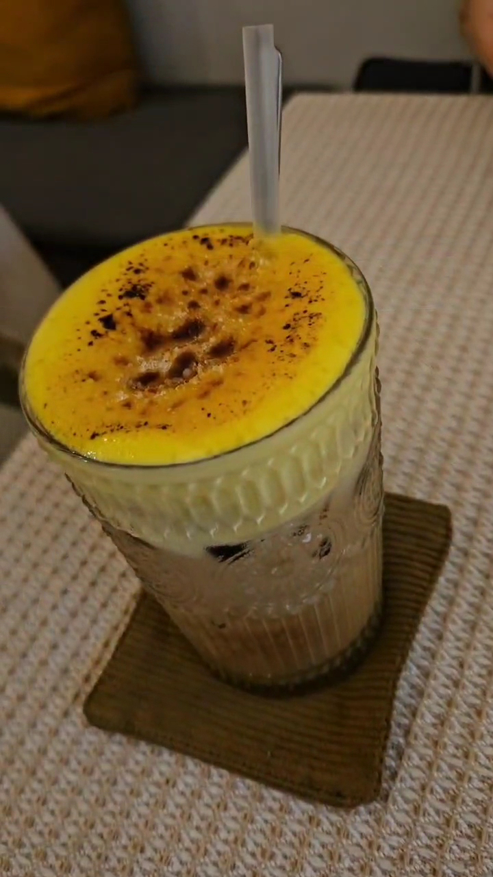 Evolight cafe (cafe dễ thương)