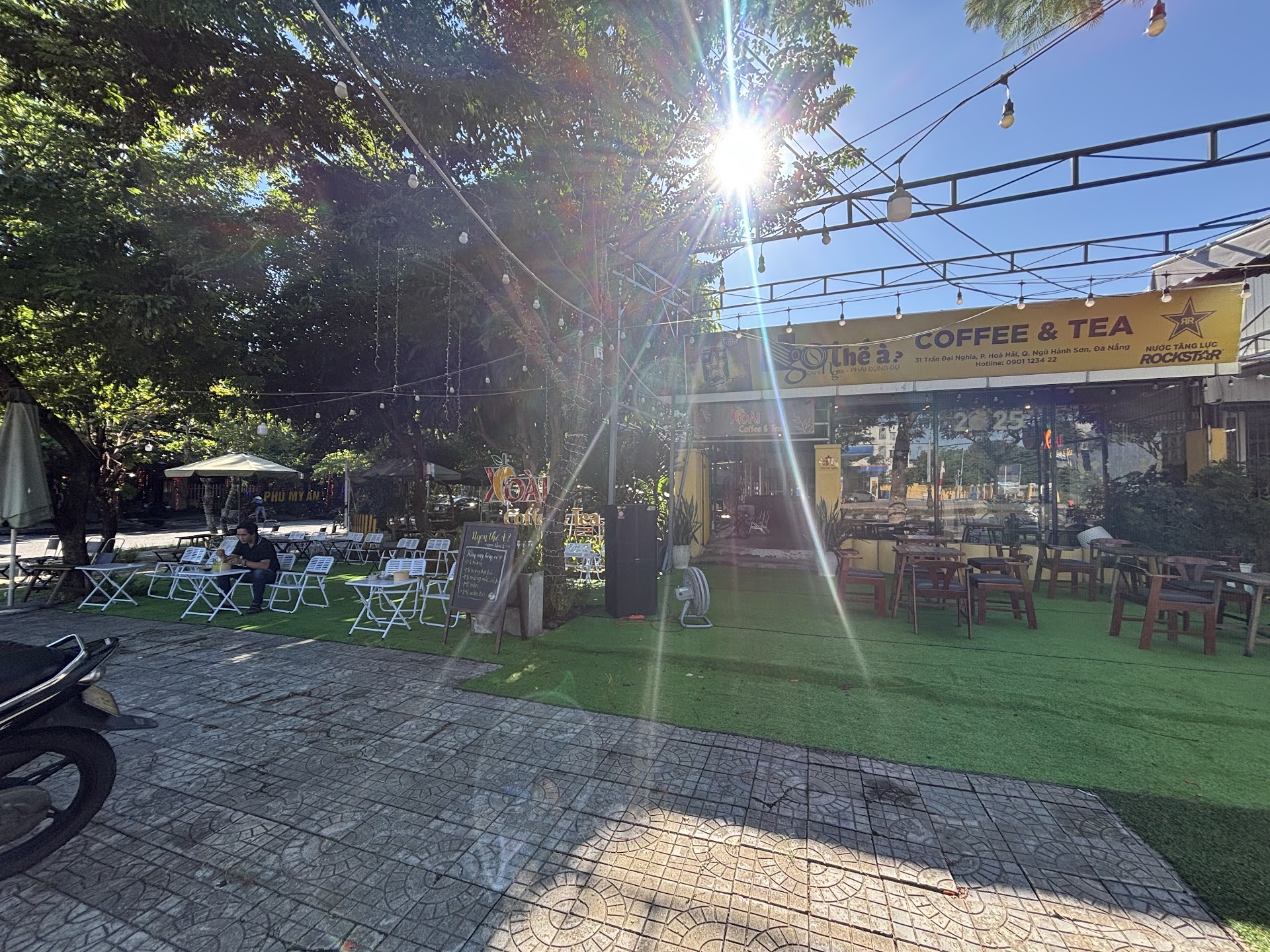 Ngon Thế À ? Coffee