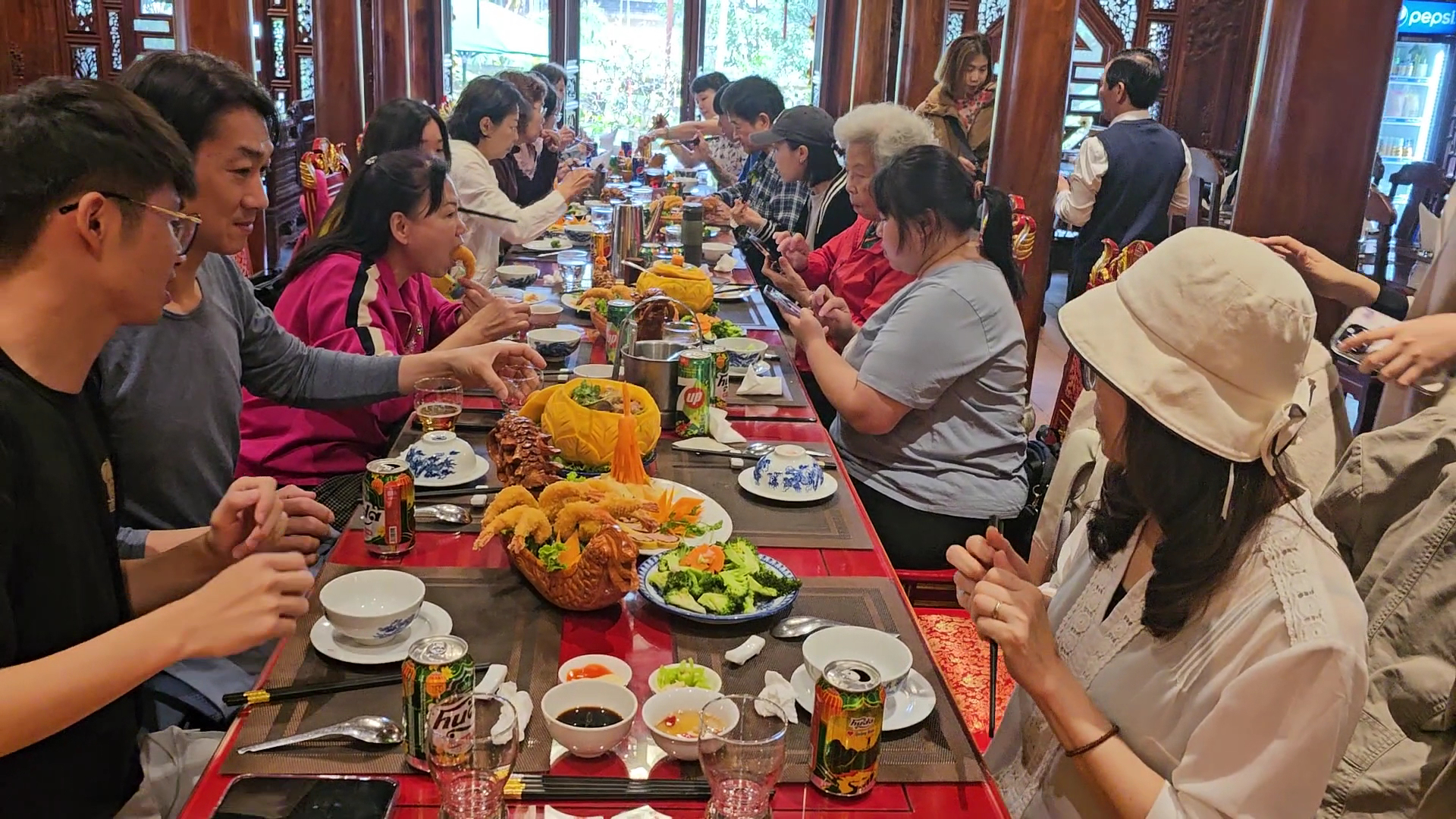 Nhà Hàng Không Gian Xưa