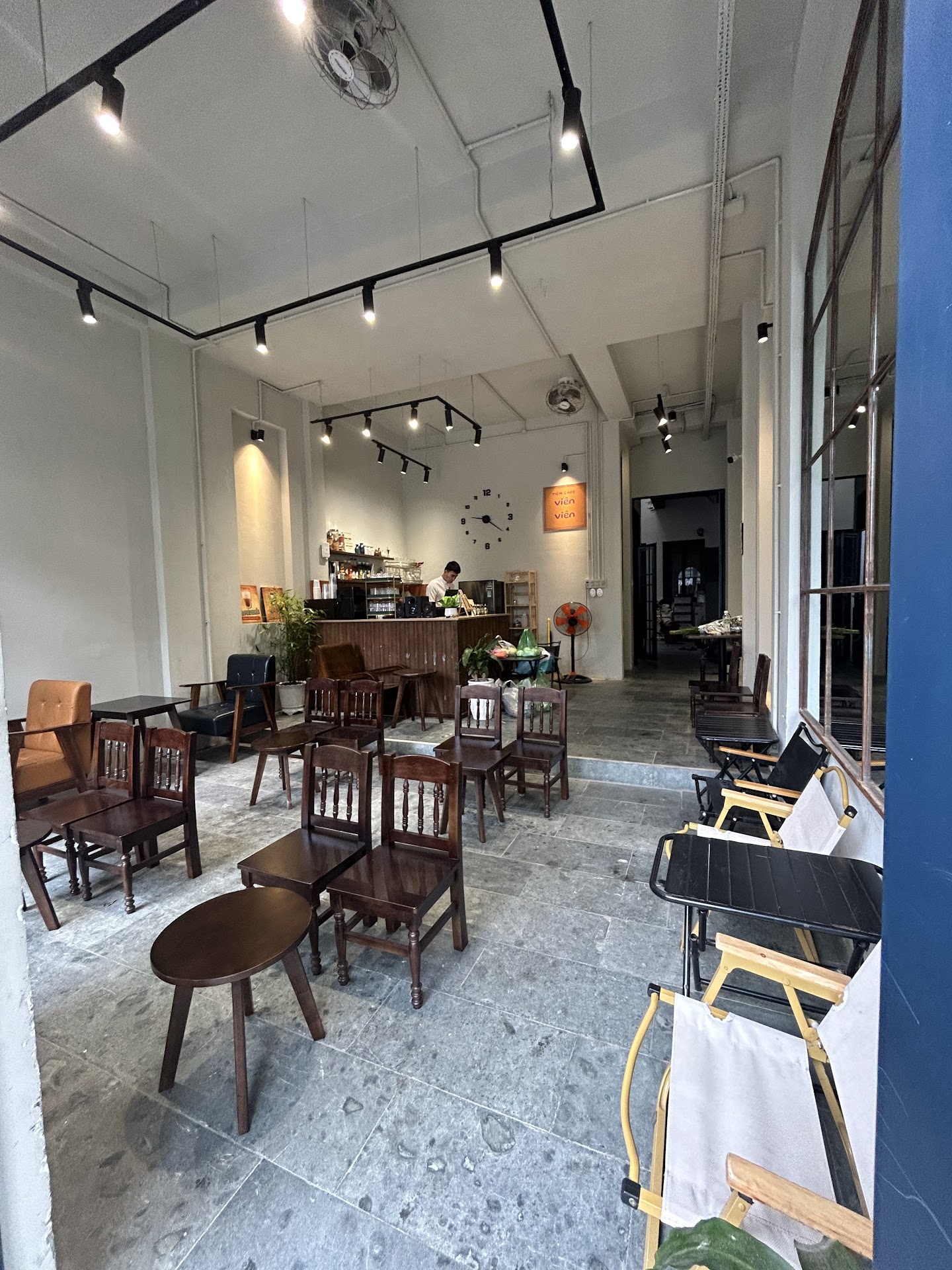 Cái tiệm cà phê