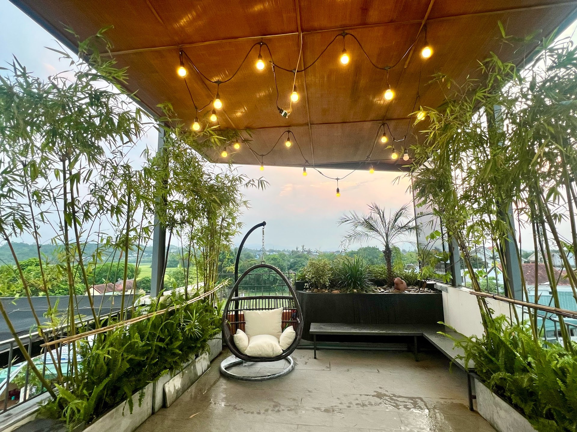 Rùa House Coffee & Homestay