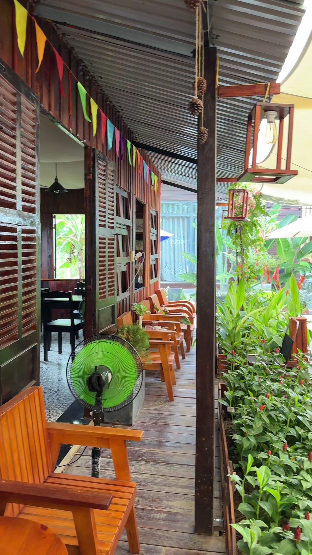 Tiệm cà phê An Yên