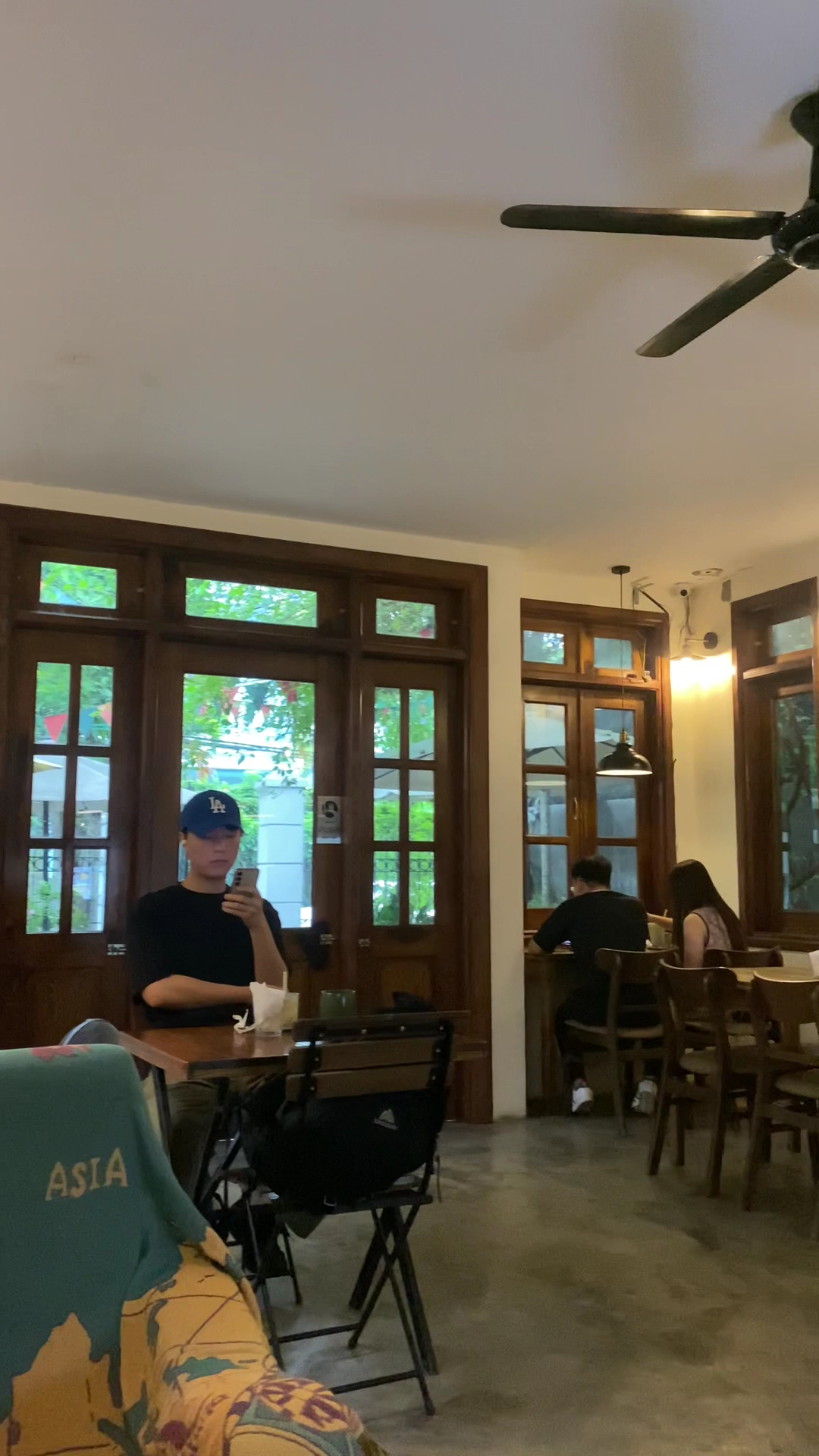 Feribe Cafe & Bistro