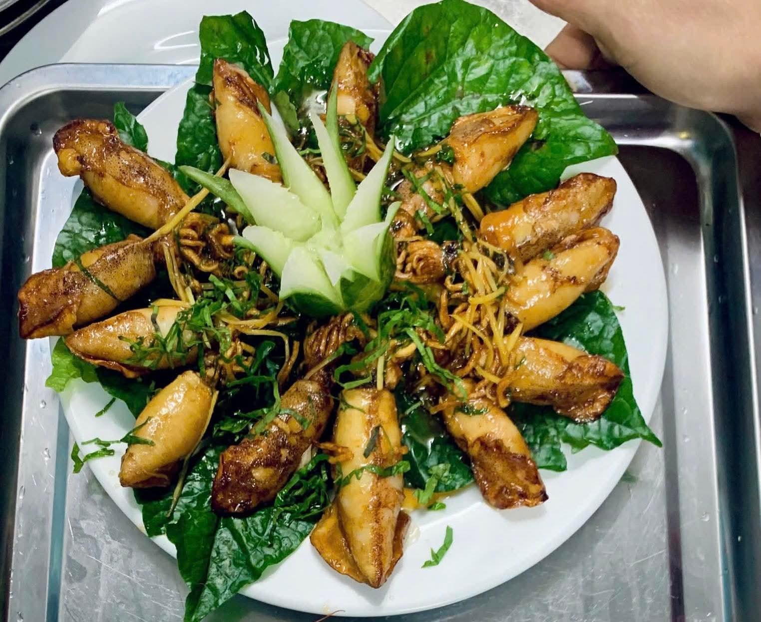 Nhà Hàng Quang Trung Sông Lam