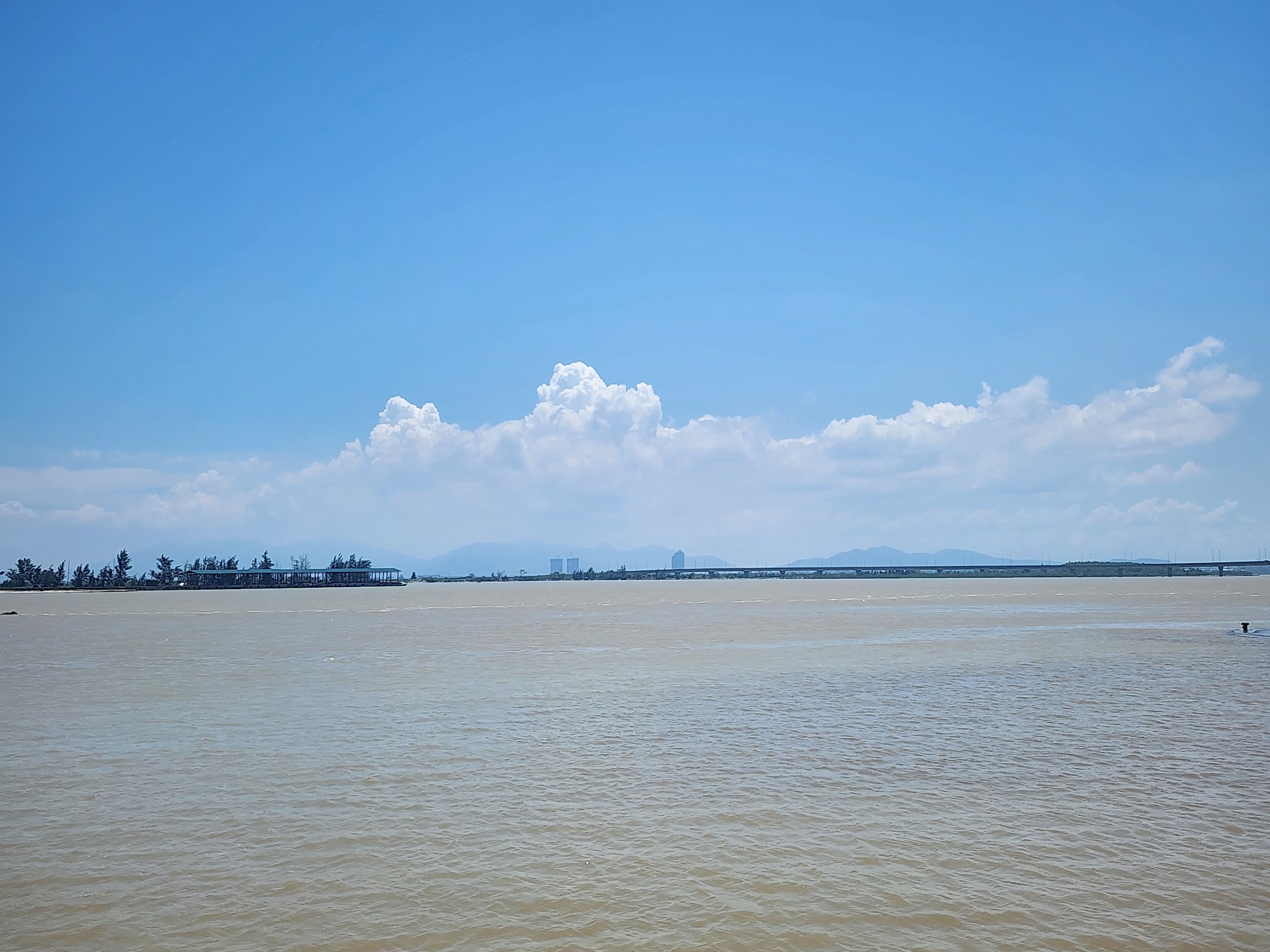 Nhà Hàng Thuý Hồng 04