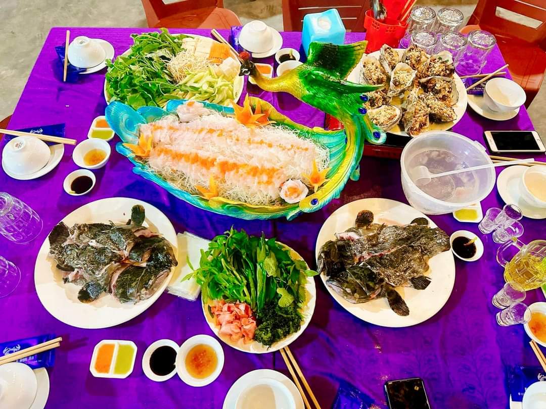 Nhà hàng Hải Sản Huyền Hùng