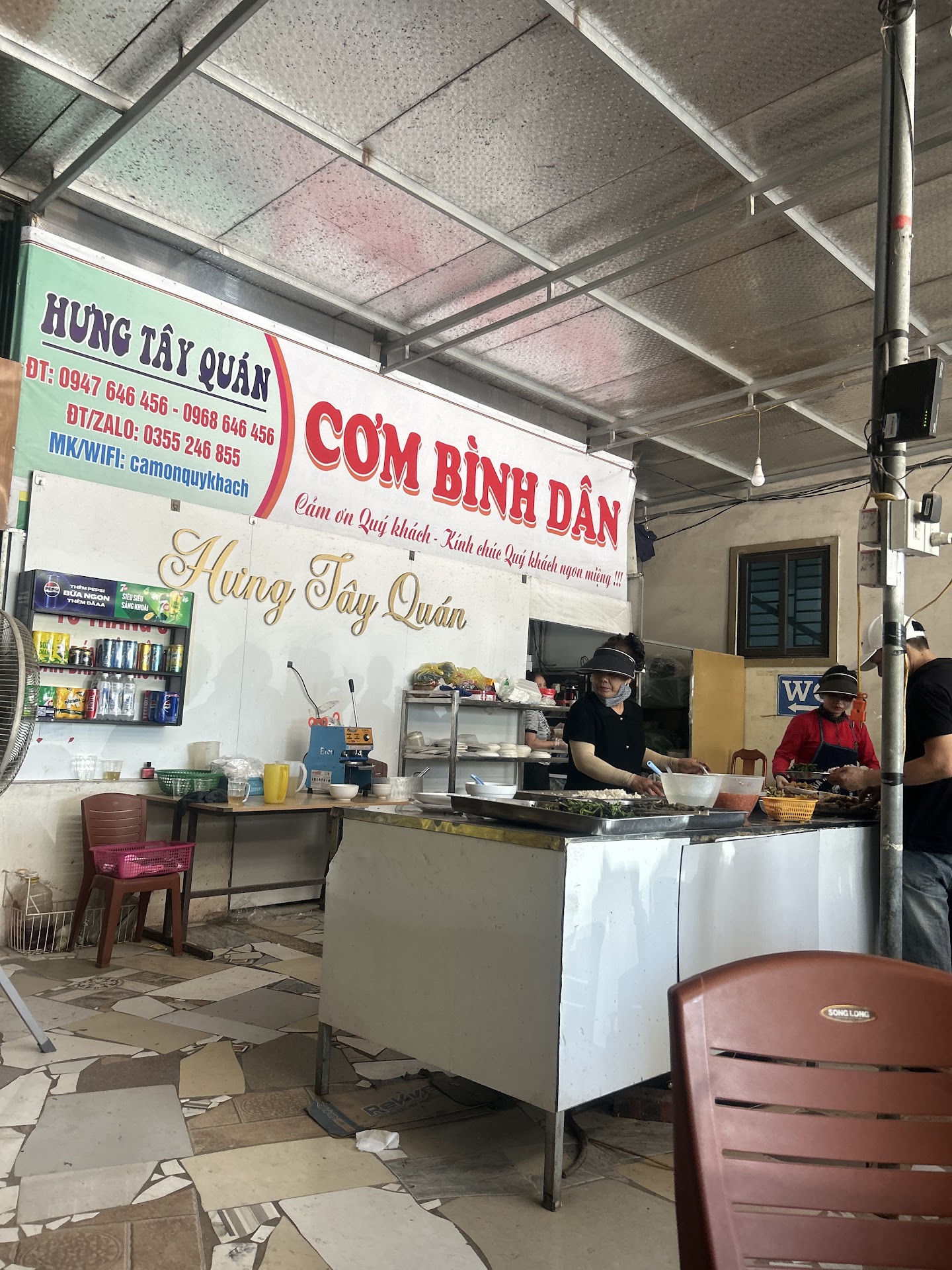 Quán Phở Tuấn. Gia Truyền Nam Định