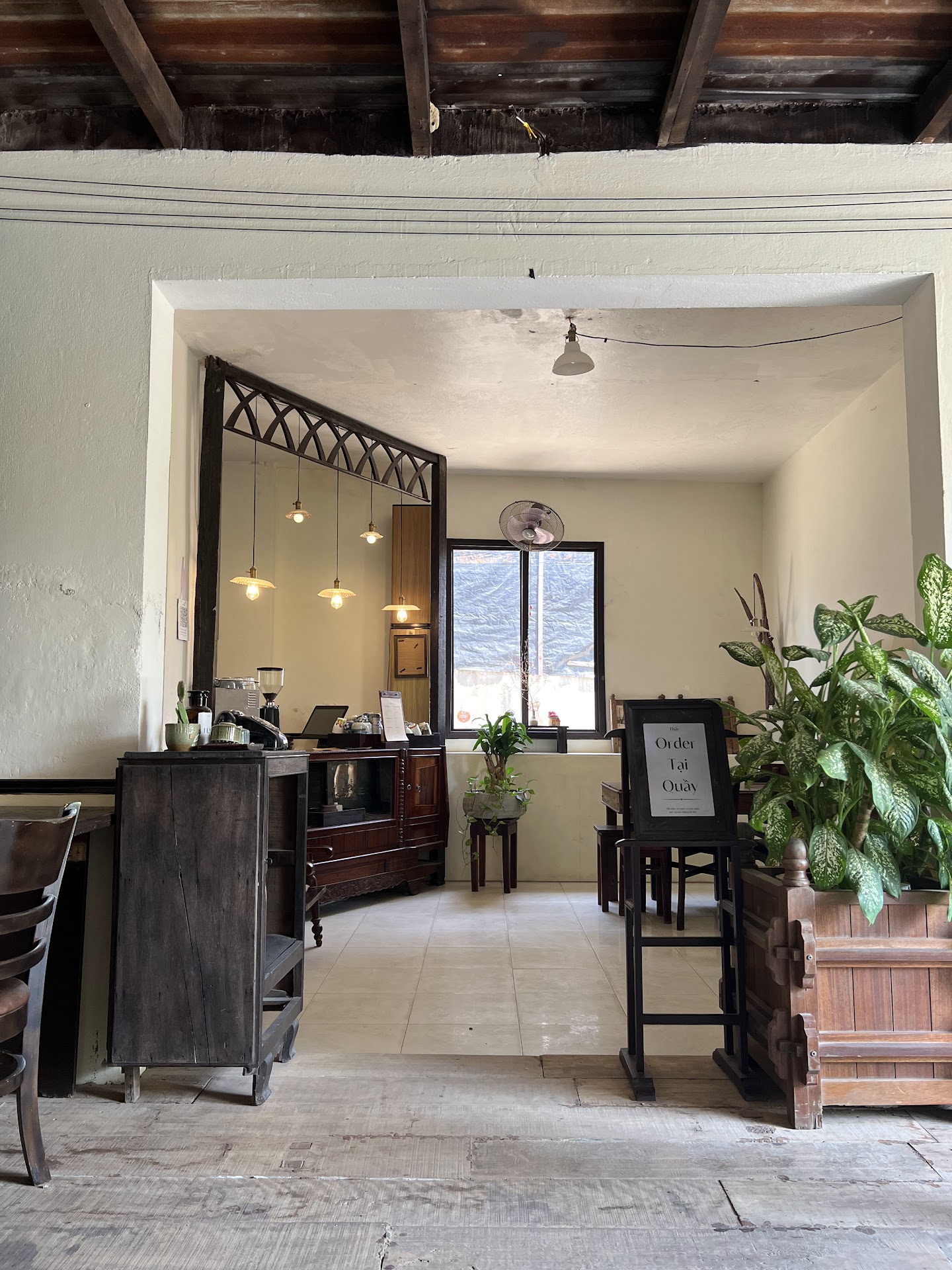 Du Kafe - tiệm cà phê núp hẻm