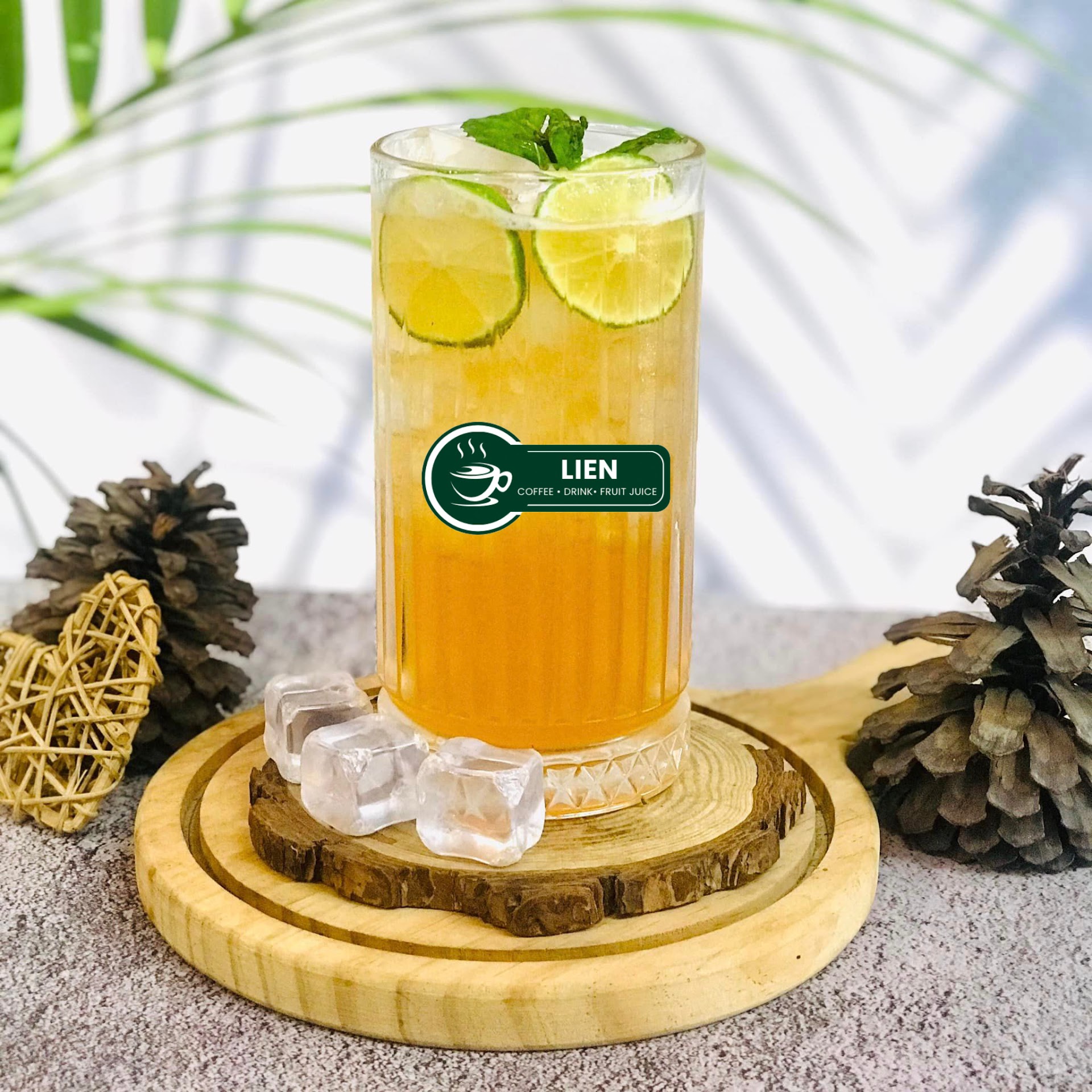 LIEN Coffee & Drinks ( Cafe Muối - Nước Mía-Dừa-Trà Tắc)