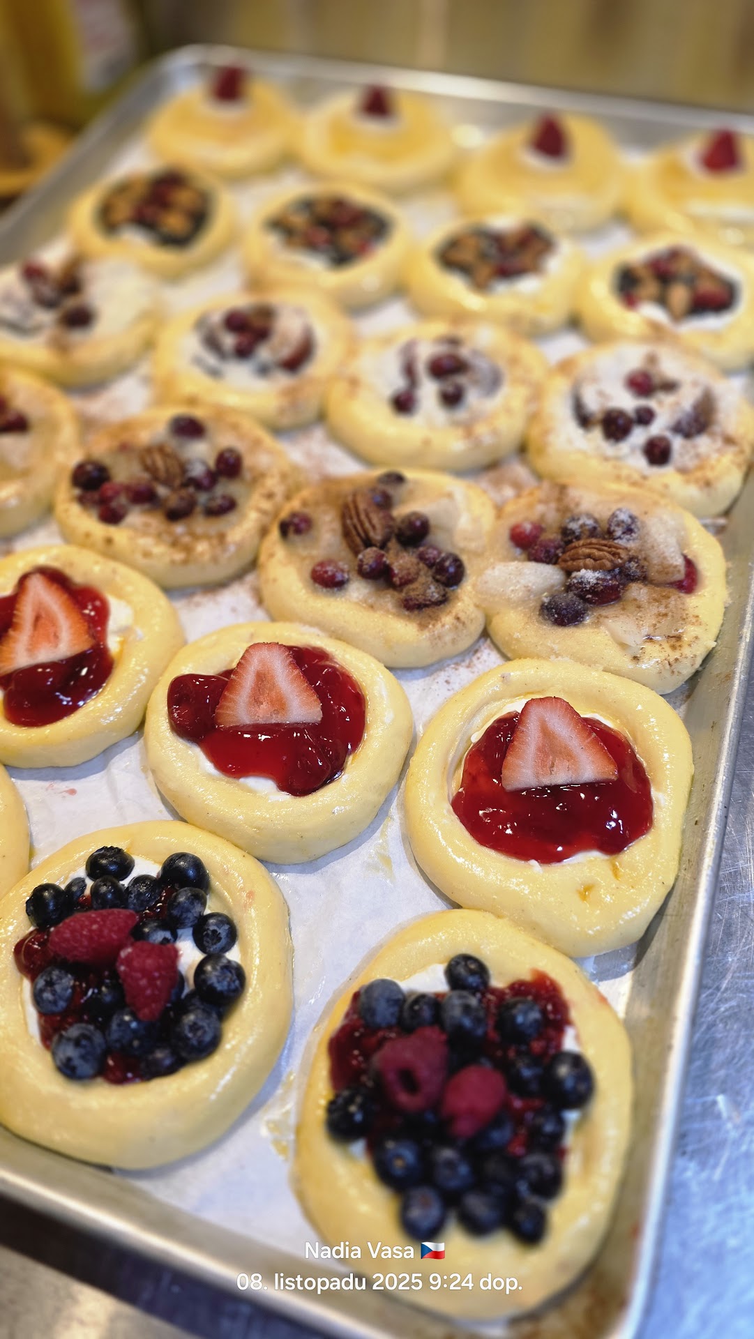 Four Green Cats Cafe