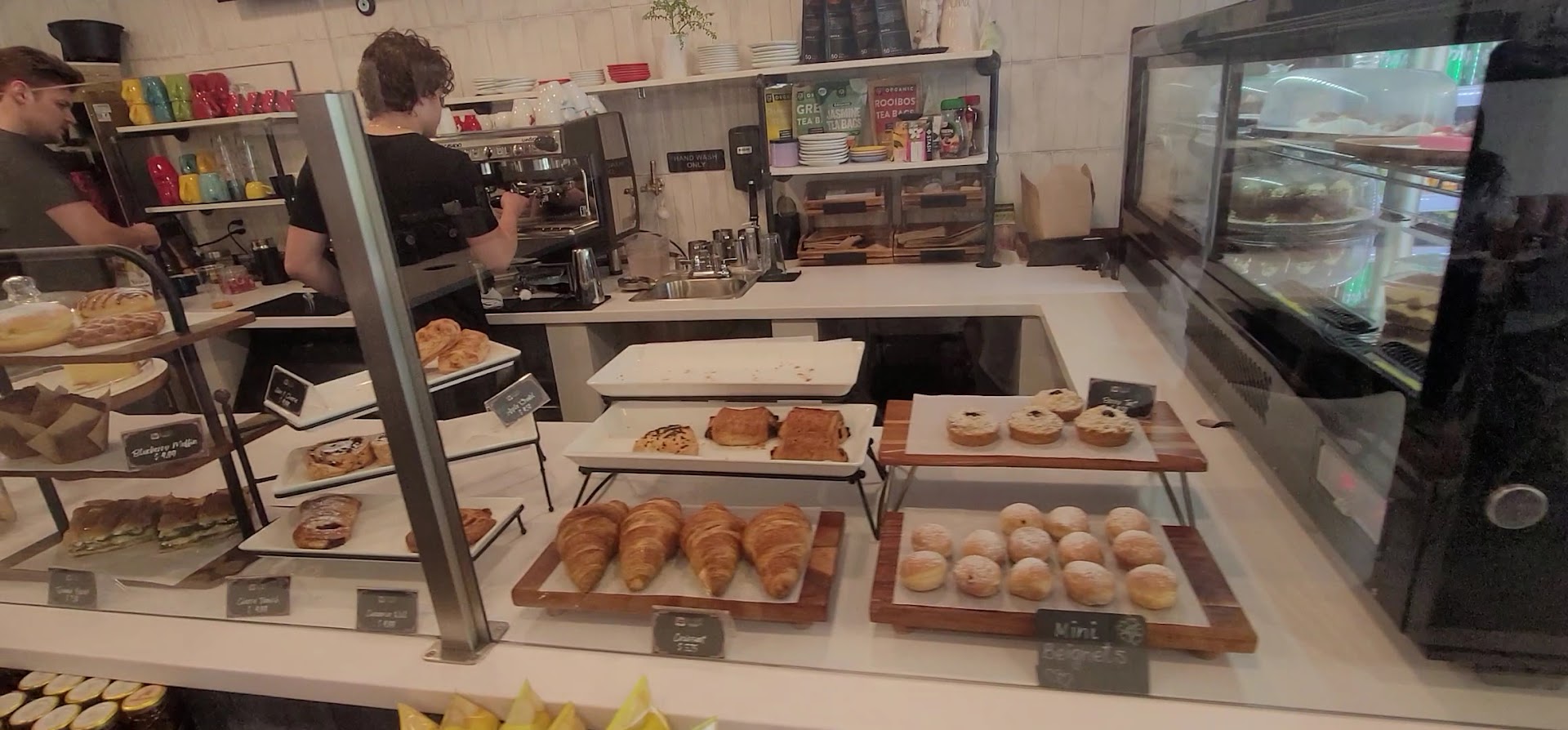 Suga Suga Naples Cafe