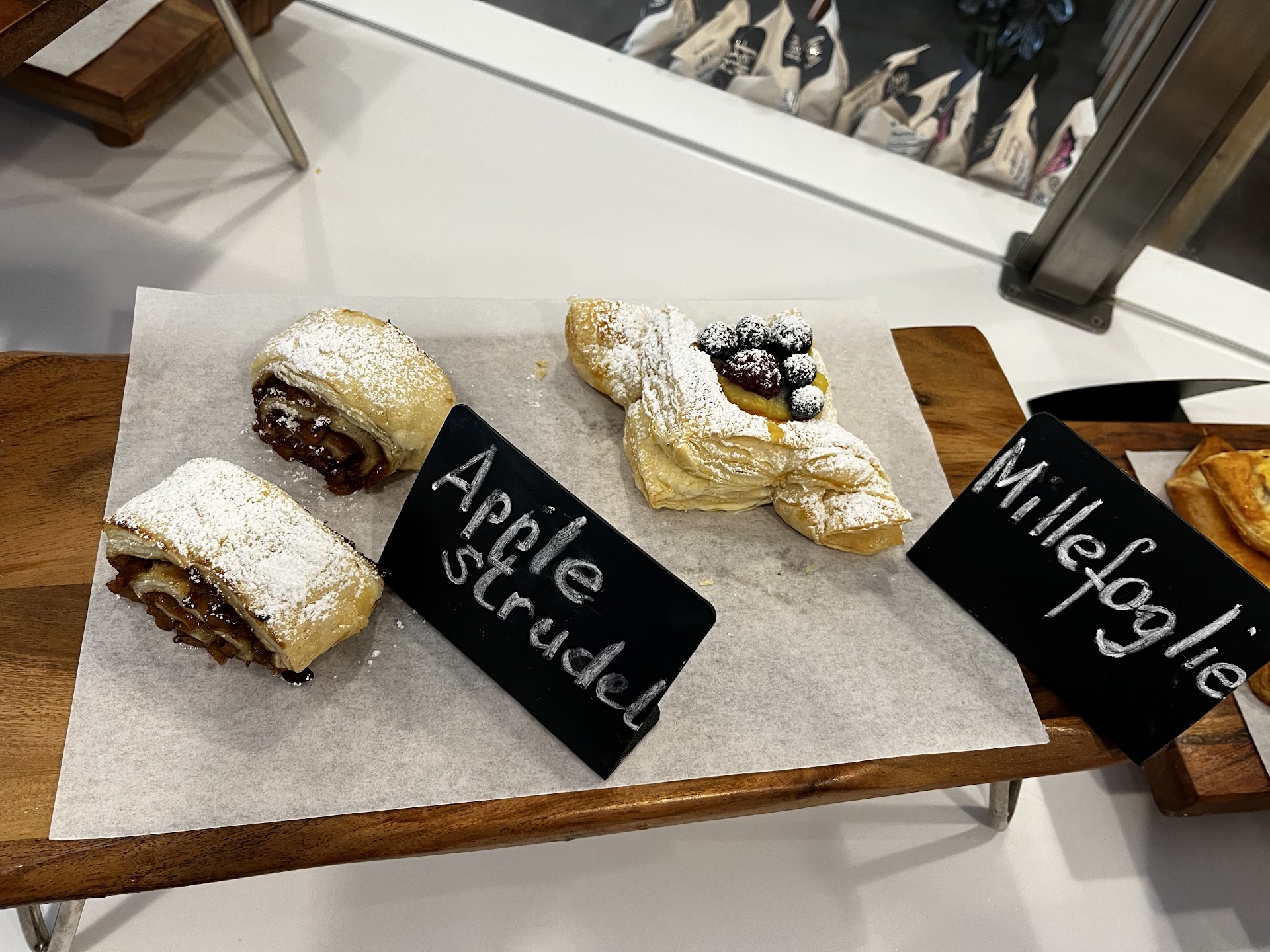 Suga Suga Naples Cafe