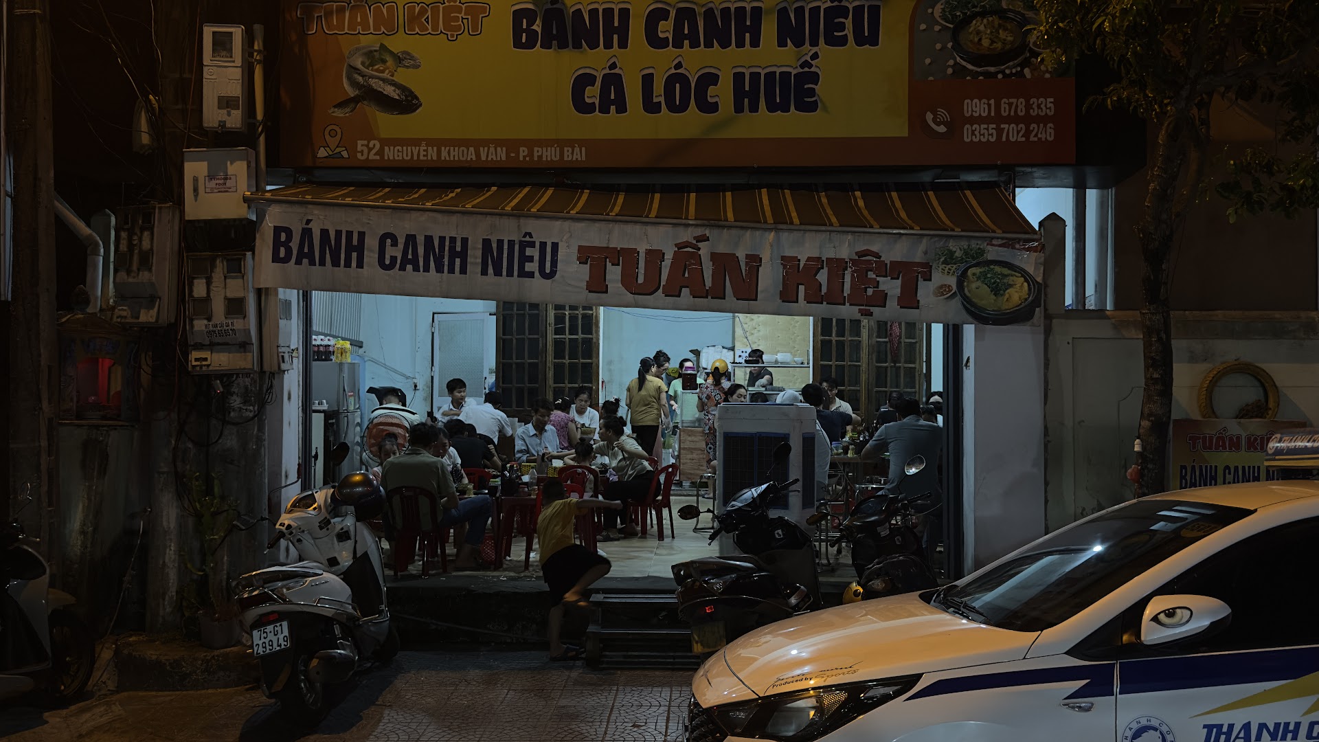 Bánh canh niêu cá lóc Tuấn Kiệt