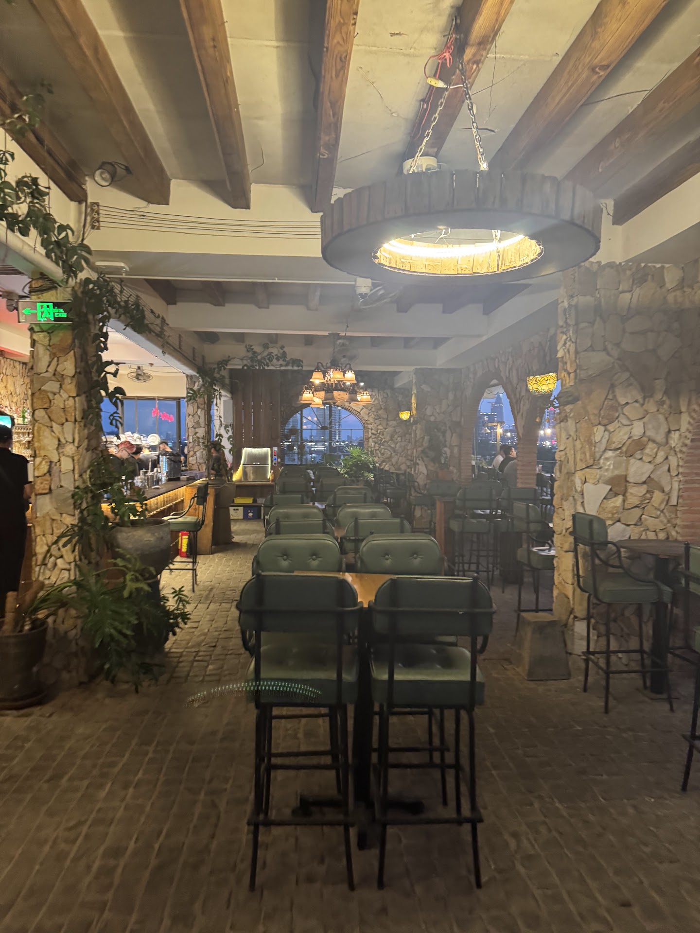 Chạng Vạng Rooftop