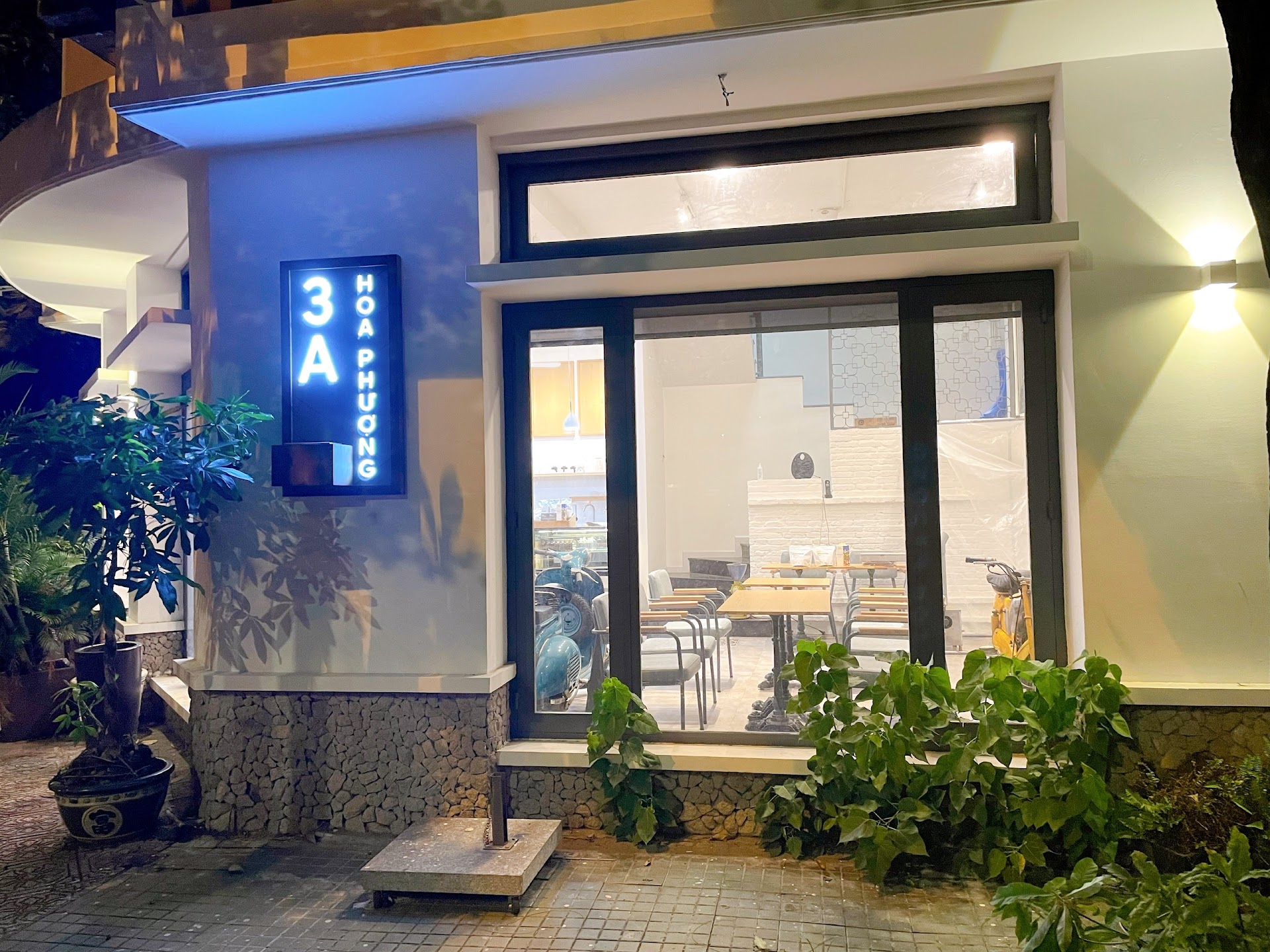 Early Morning Tea & Coffee - 3A Hoa Phượng