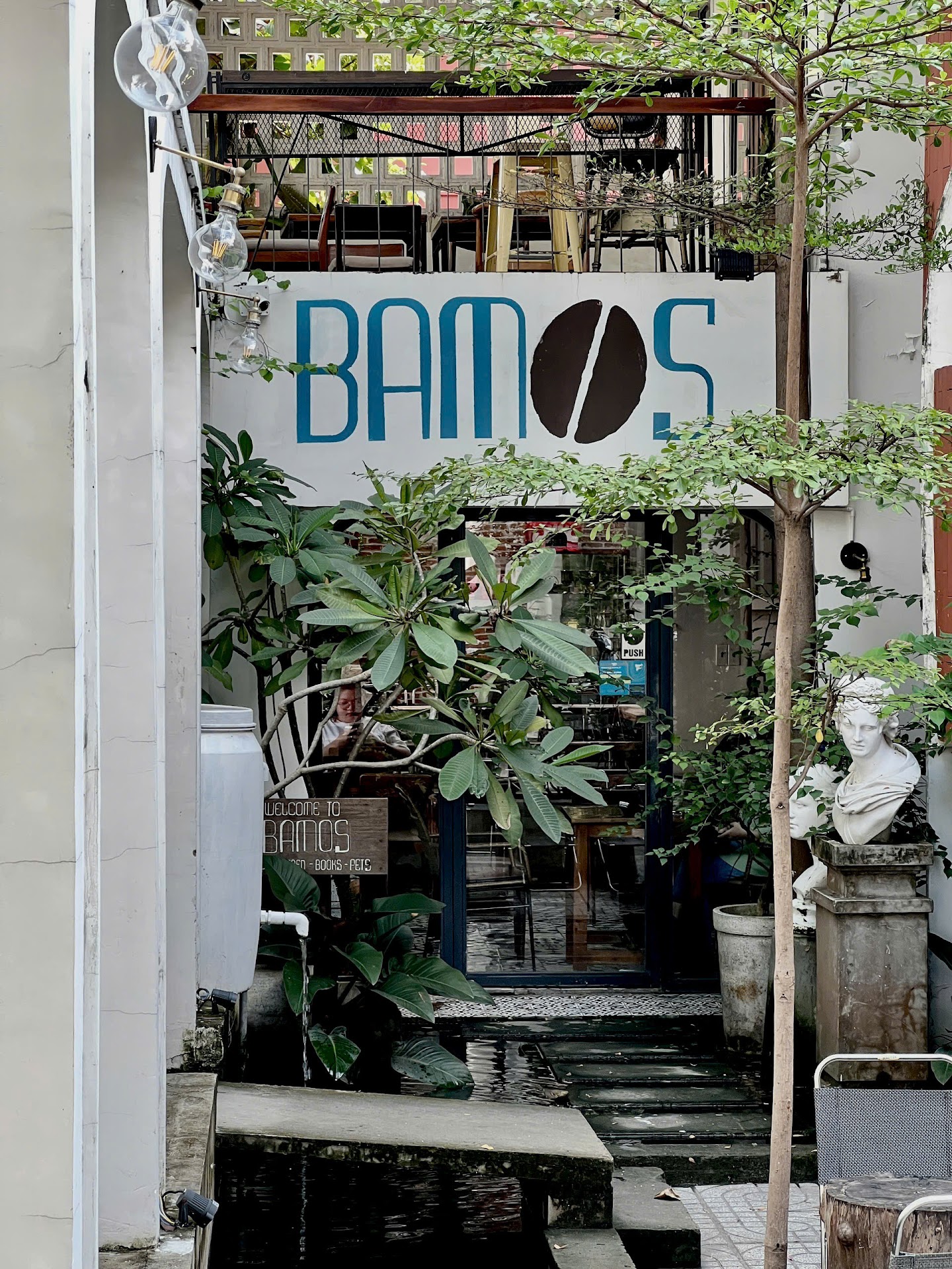Bamos Coffee Quận 7 - Cà phê 24h