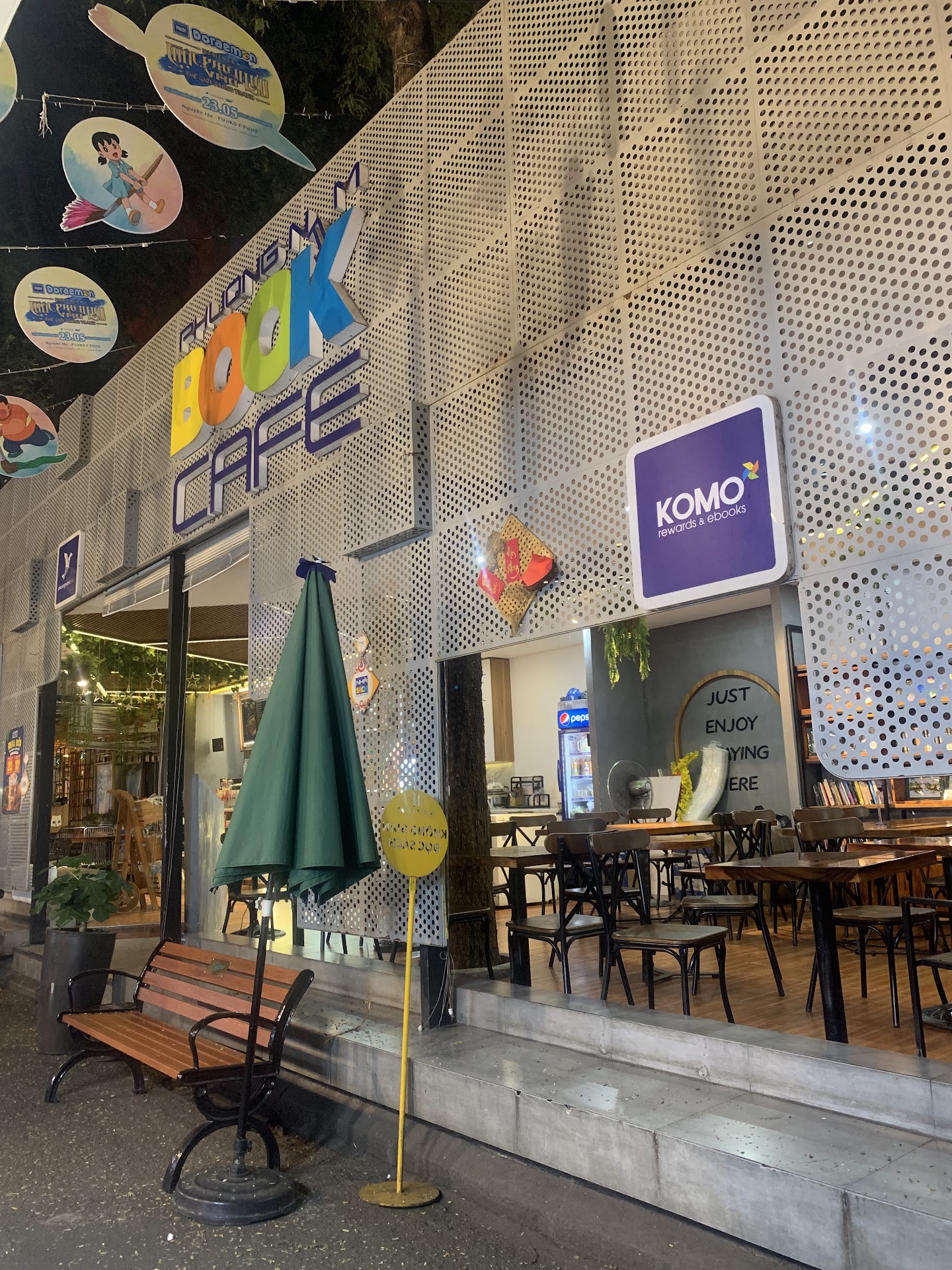 Cafe sách Phương Nam