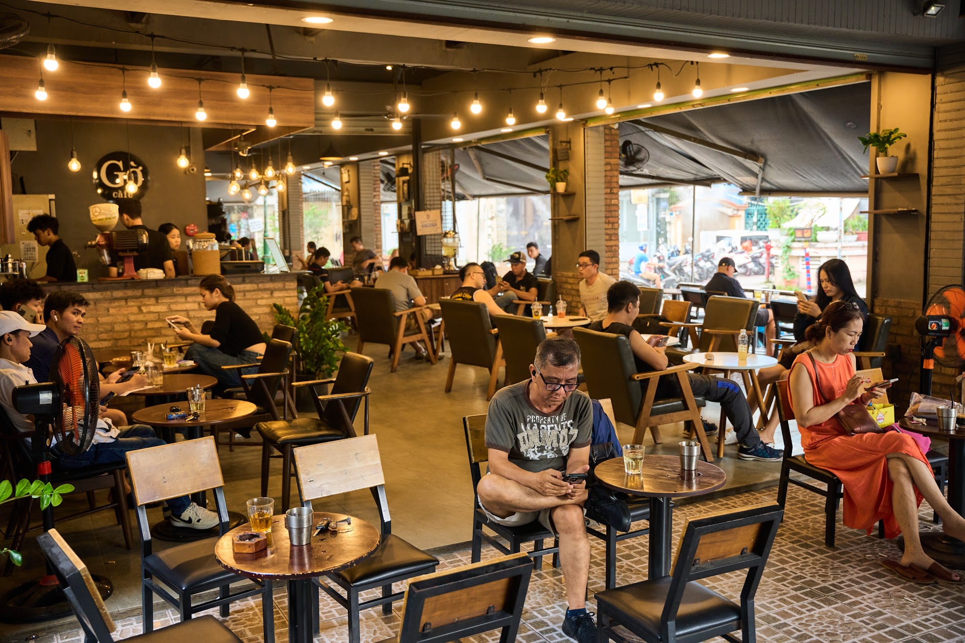 Gờ cafe - Lý Thường Kiệt