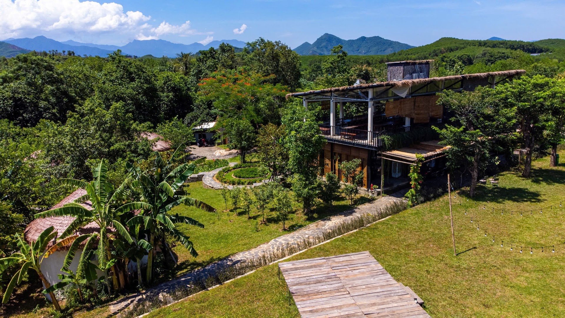 V Village Đà Nẵng - Làng quê Việt