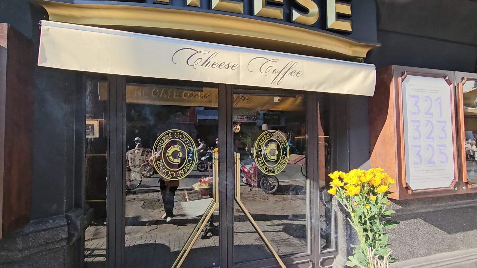 Cheese Coffee - Lãnh Bình Thăng