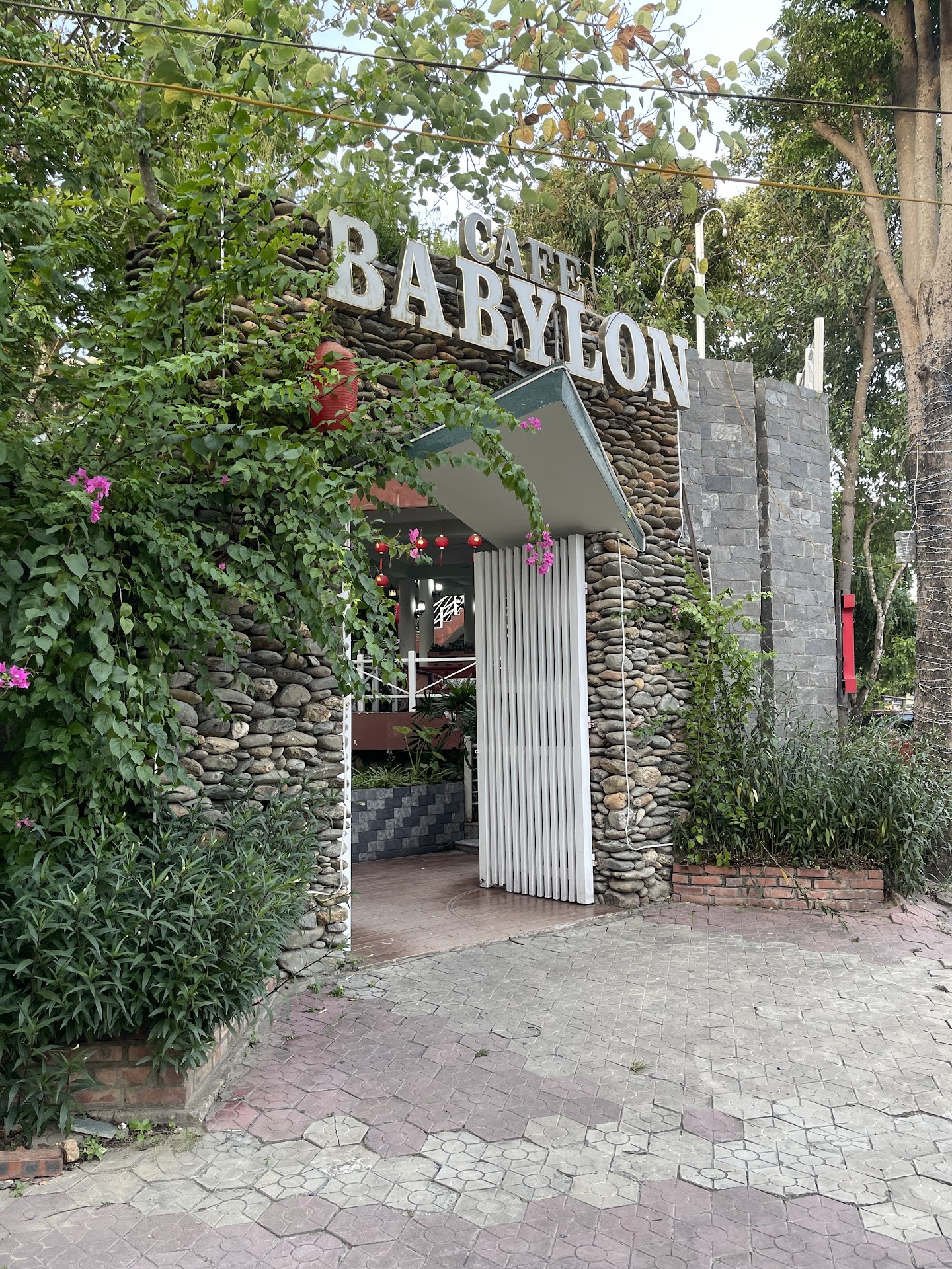 Babylon Cafe