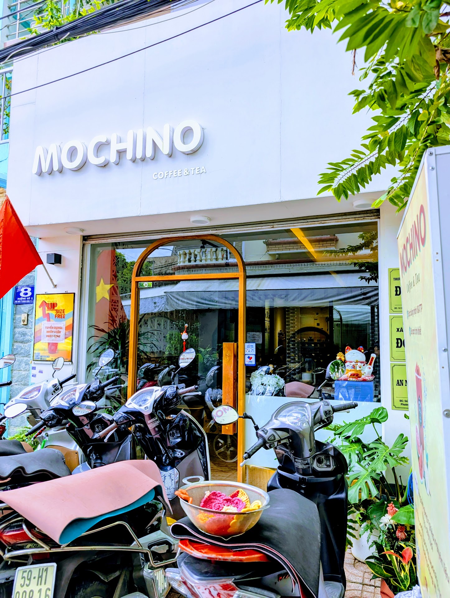 MOCHINO COFFEE & TEA