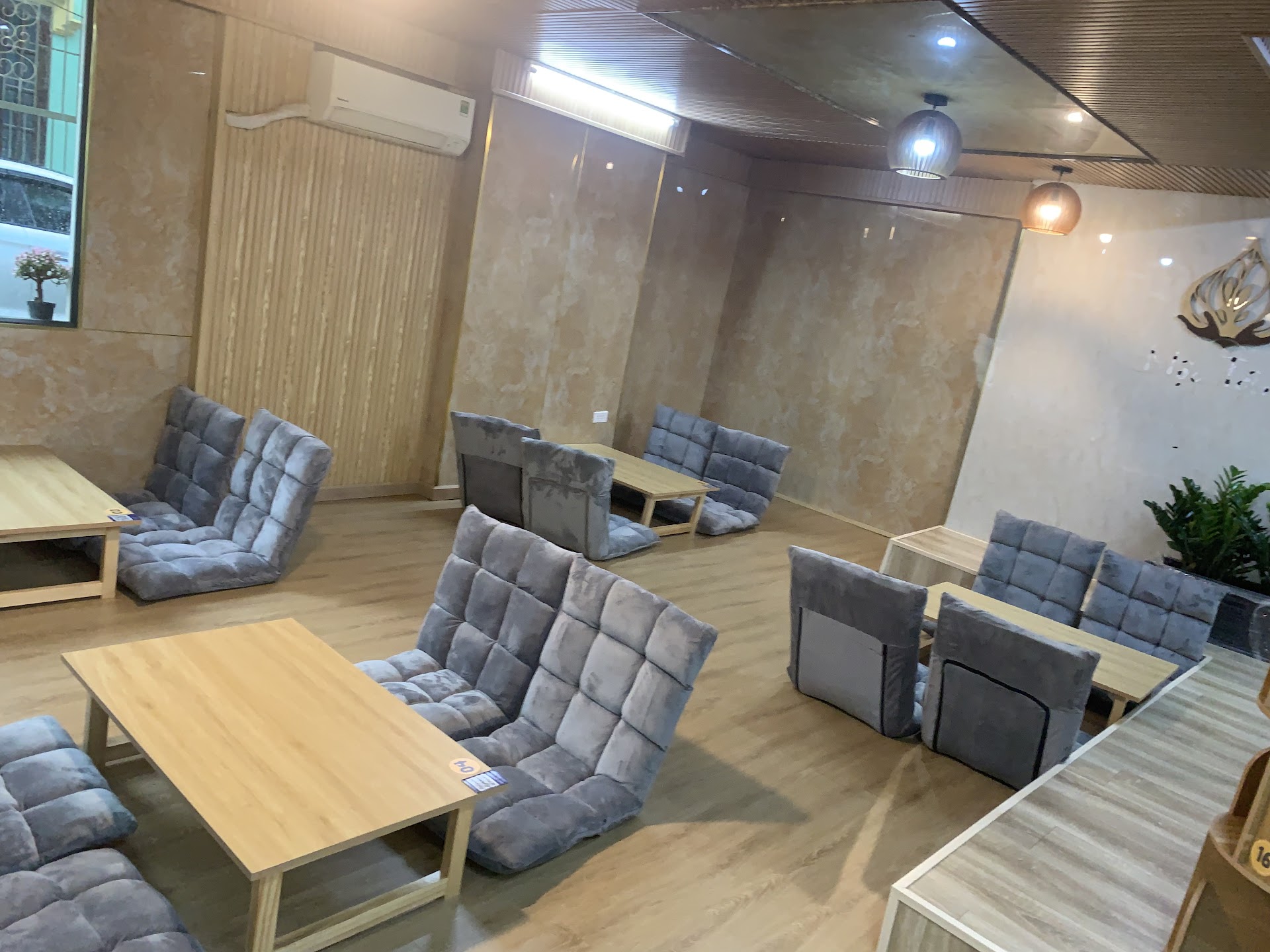 Ồn Coffee Quận 10