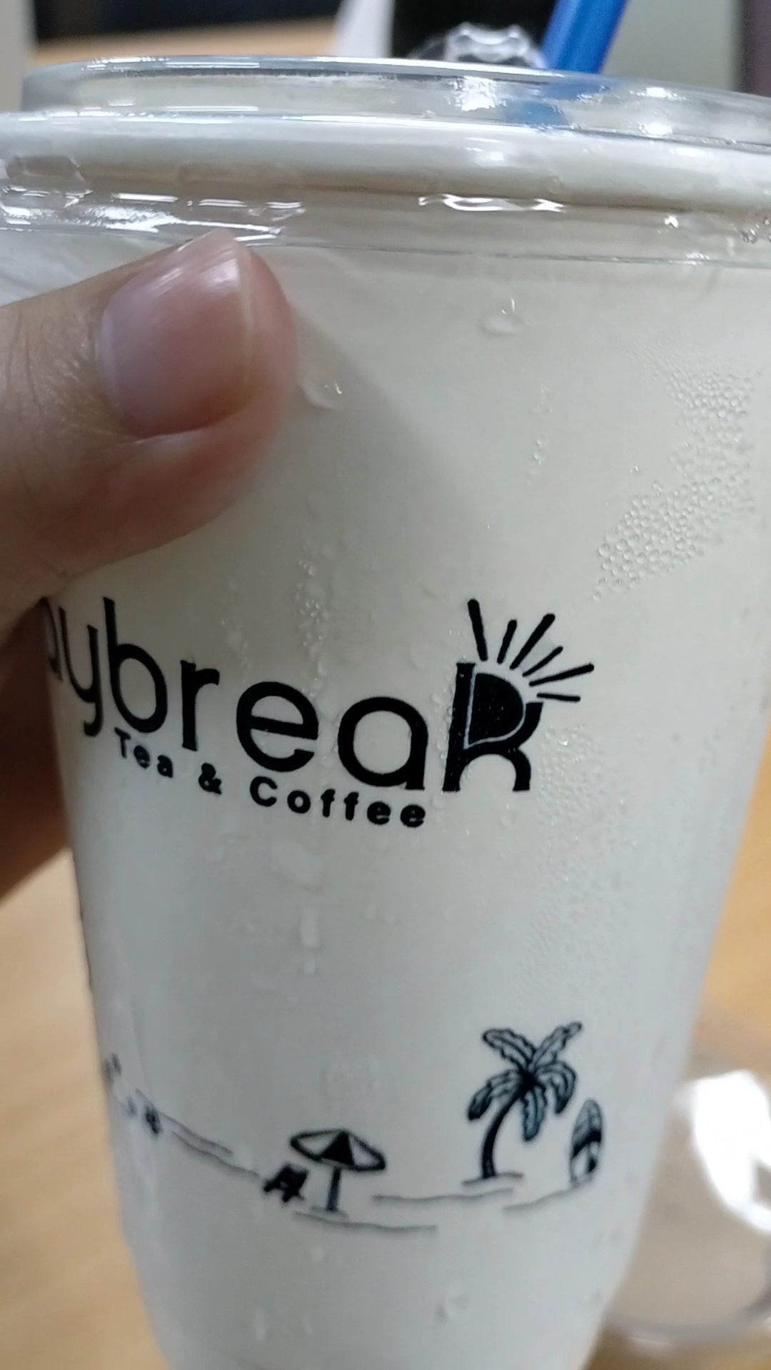 Tiệm Trà & Cà Phê Daybreak