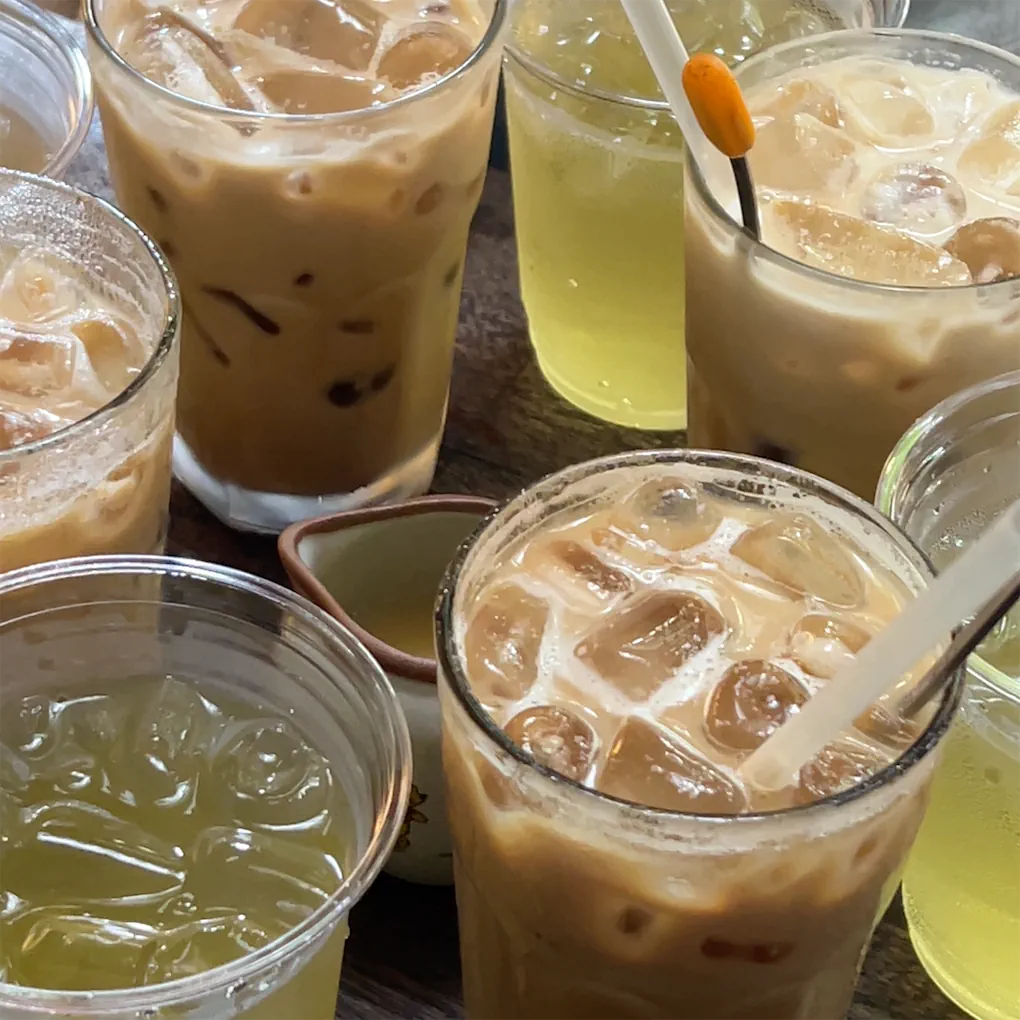 Tiệm cà phê số 6