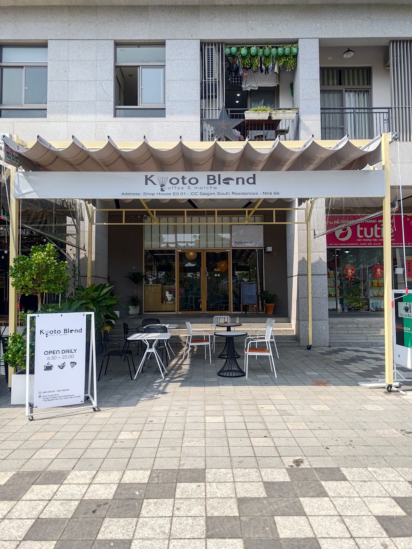 KYOTO BLEND COFFEE & MATCHA