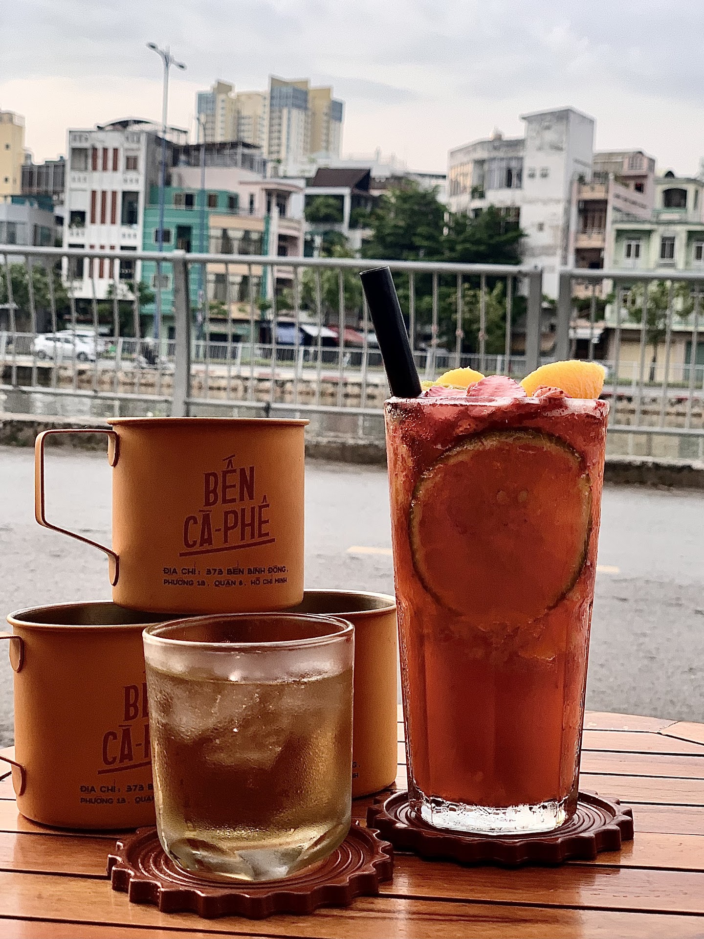 Bến - Cà phê và Trà