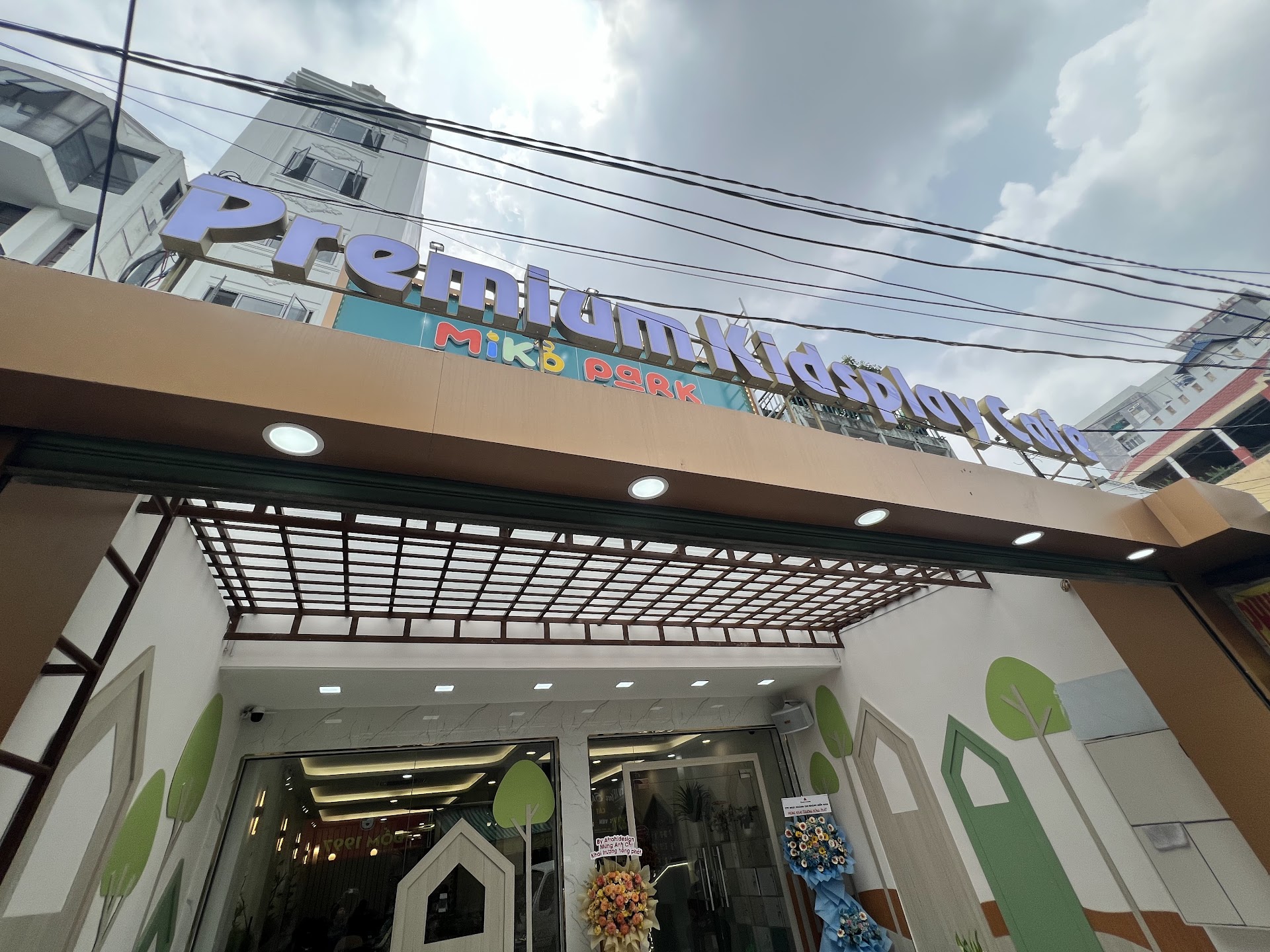 Miko Park Premium Kidsplay Cafe