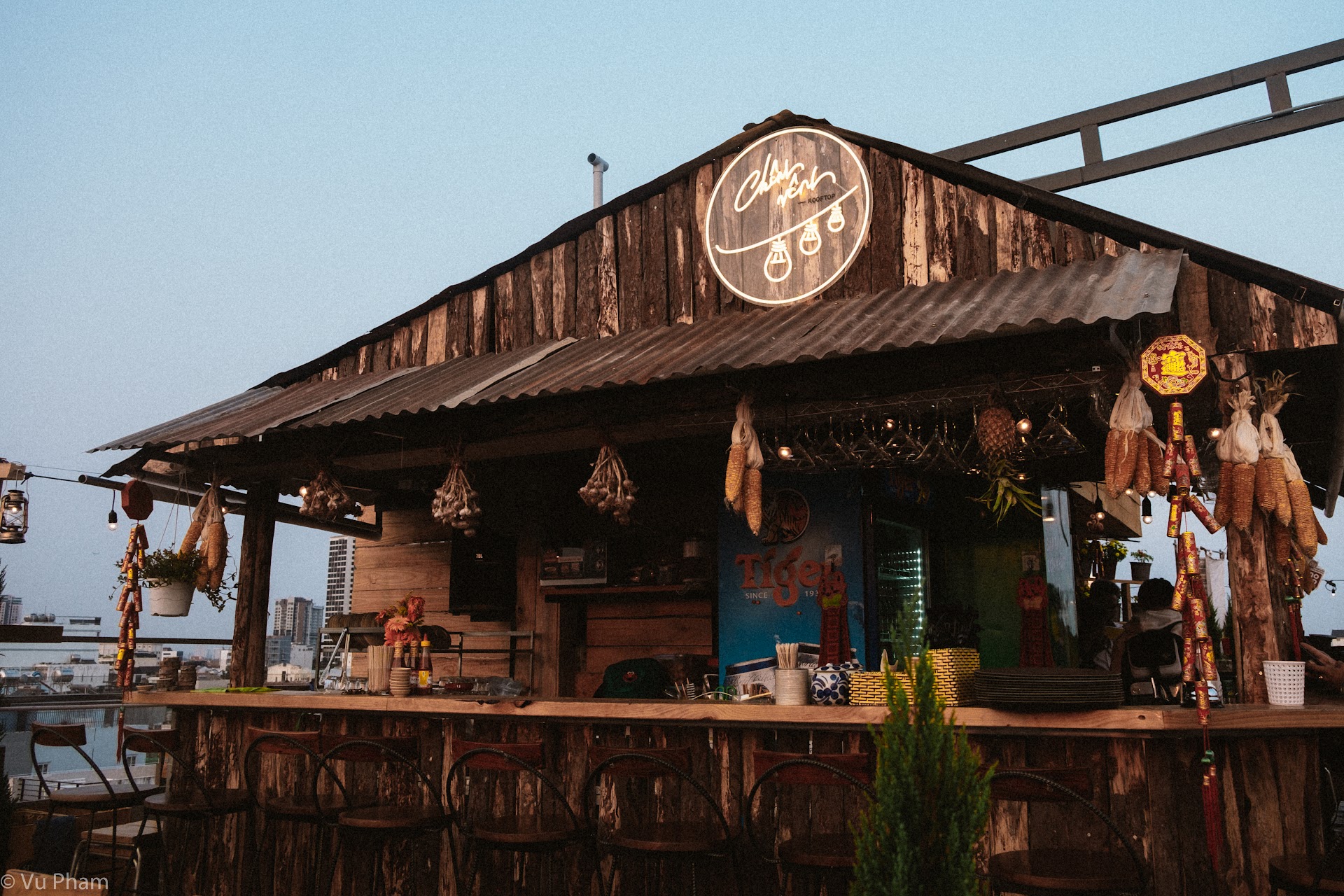 Chênh Vênh Rooftop