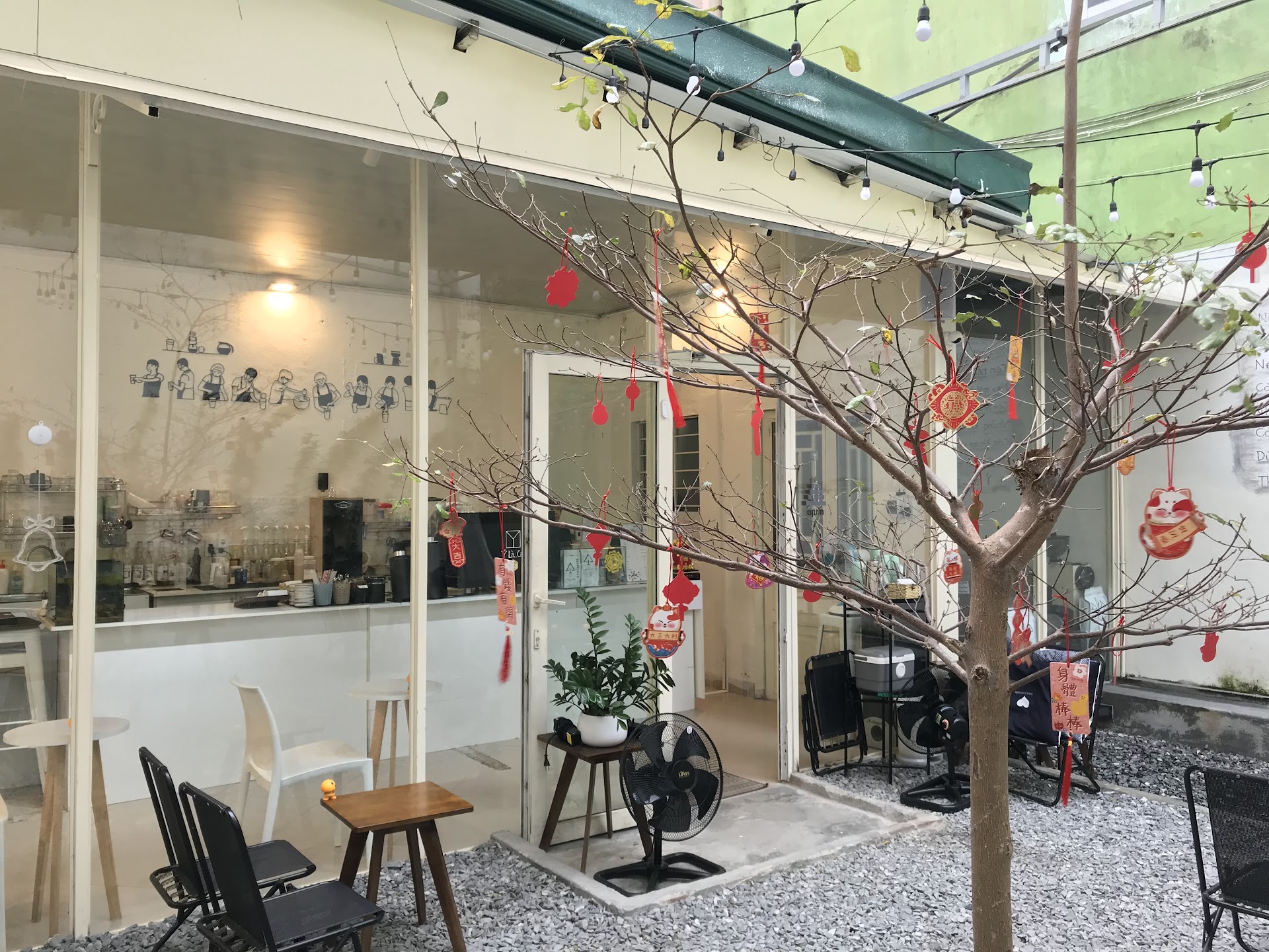 Ý Là Cafe Signature